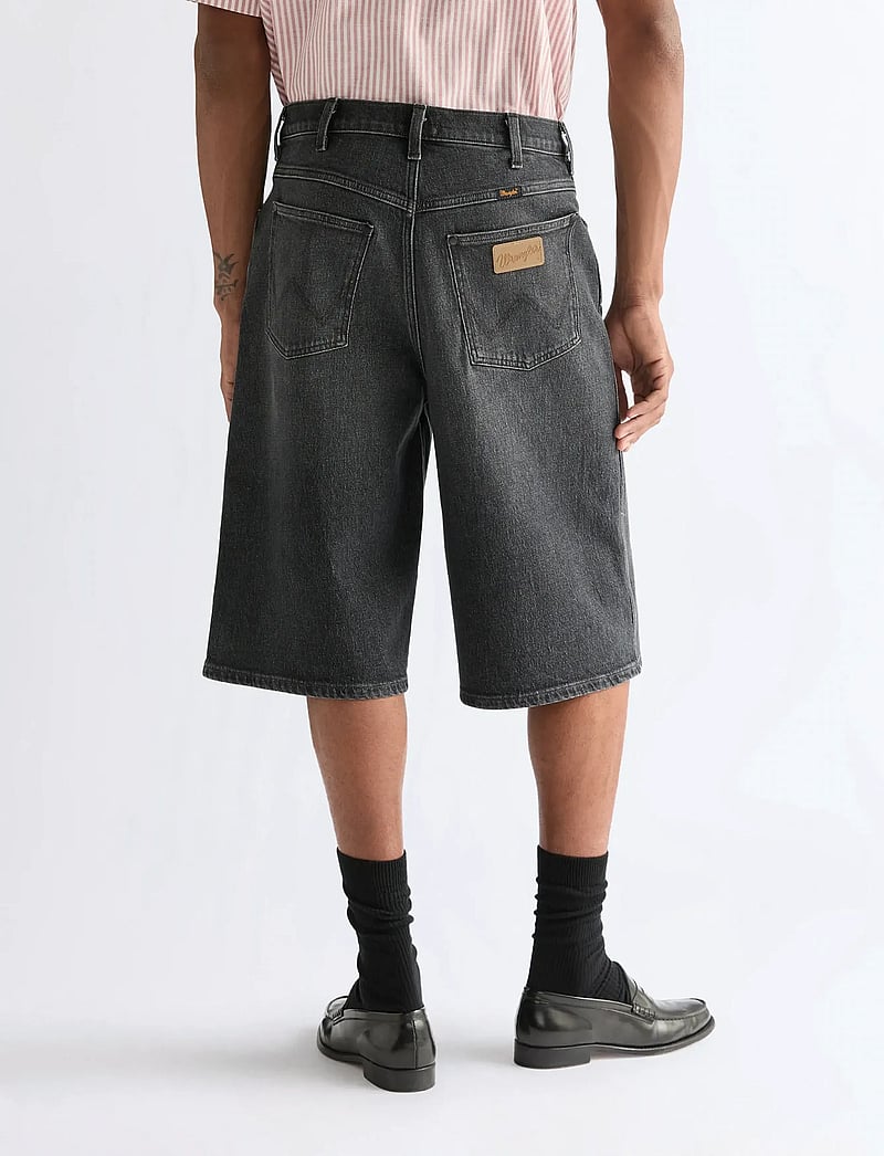 Wrangler - JORT SHORTS - lühikesed teksapüksid - iron fawn - 3