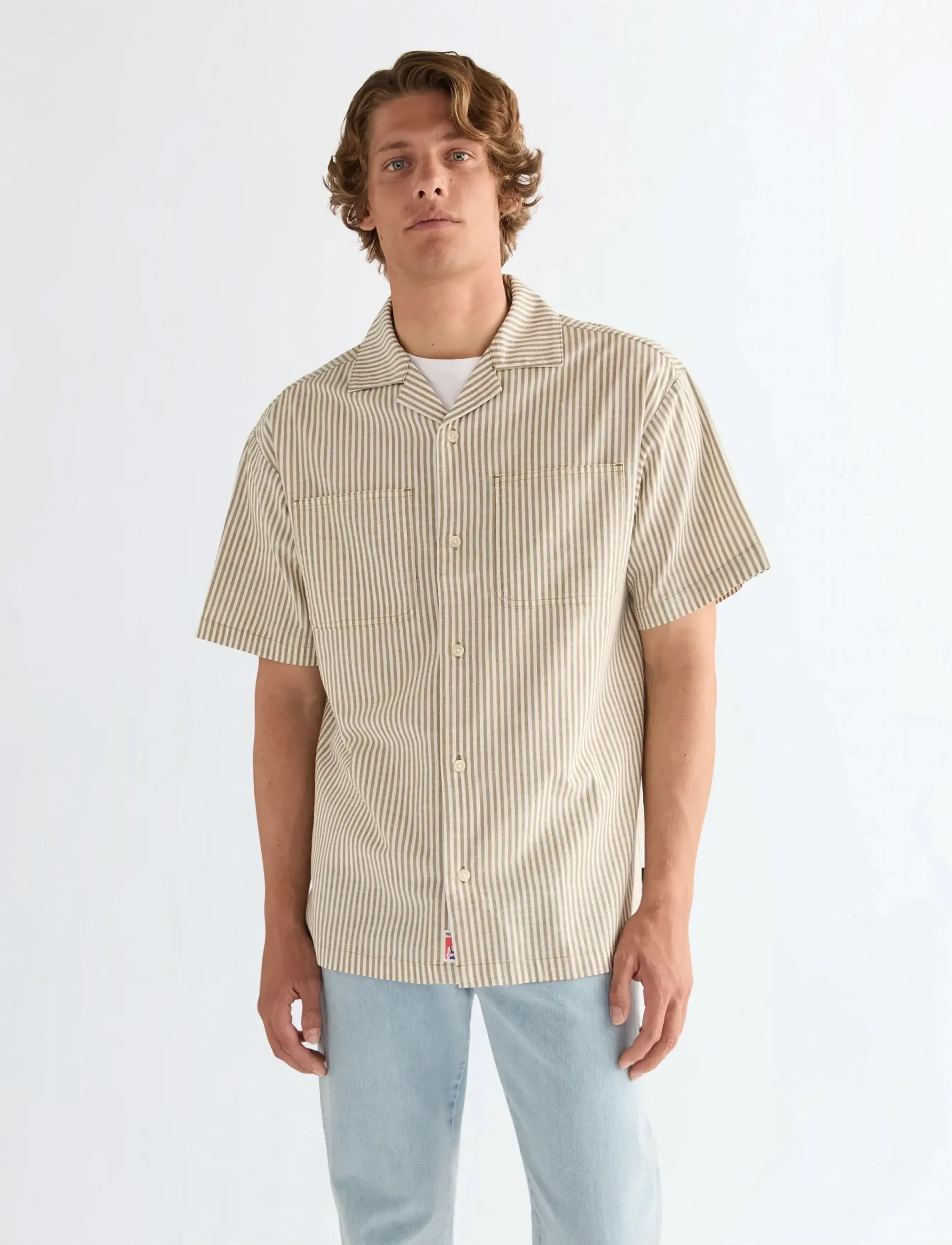 Wrangler SS RESORT SHIRT - Skjorter - GOTHIC OLIVE / beige
