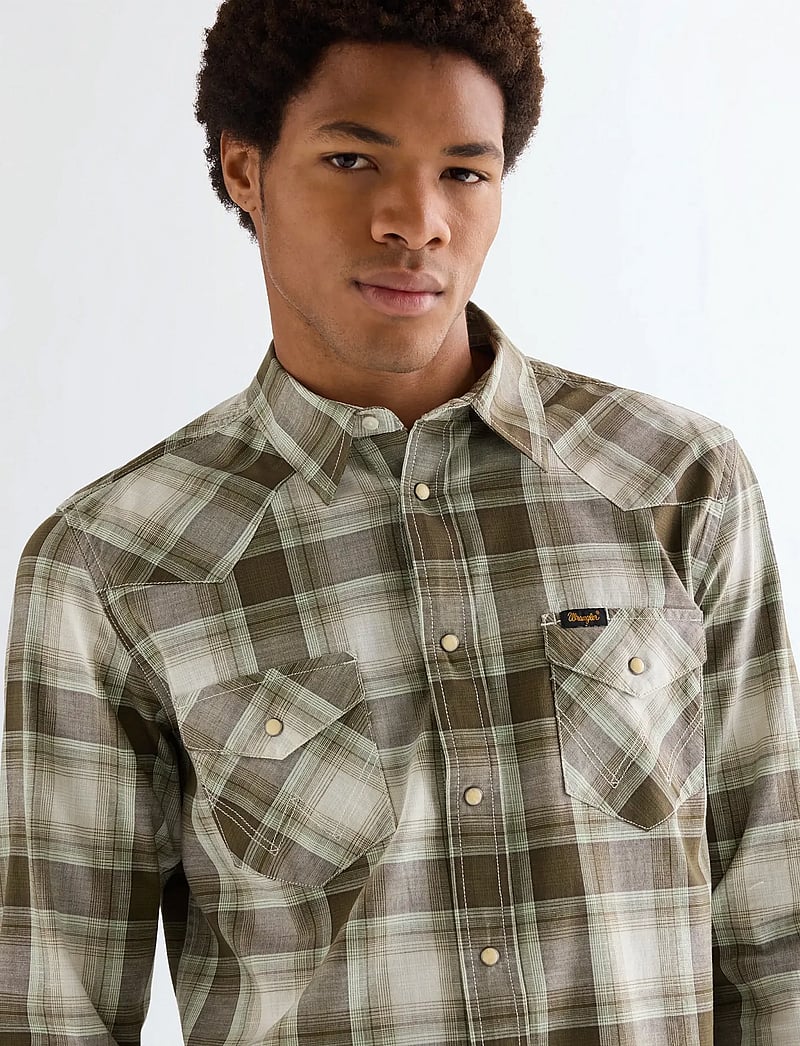 Wrangler - WESTERN SHIRT - jeanshemden - green tan - 5
