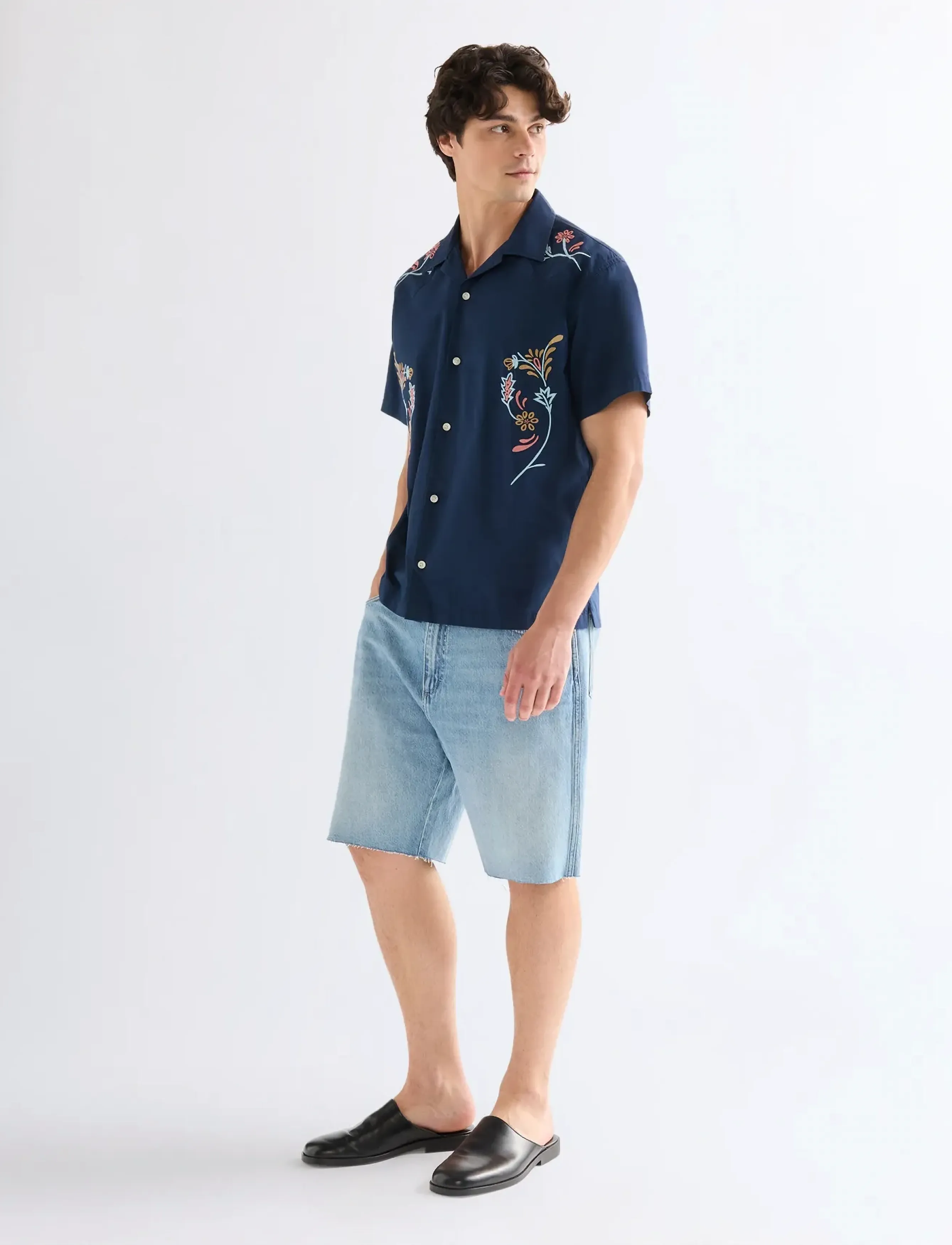 Wrangler - SS W RESORT SHIRT - mönstrade skjortor - navy floral - 4