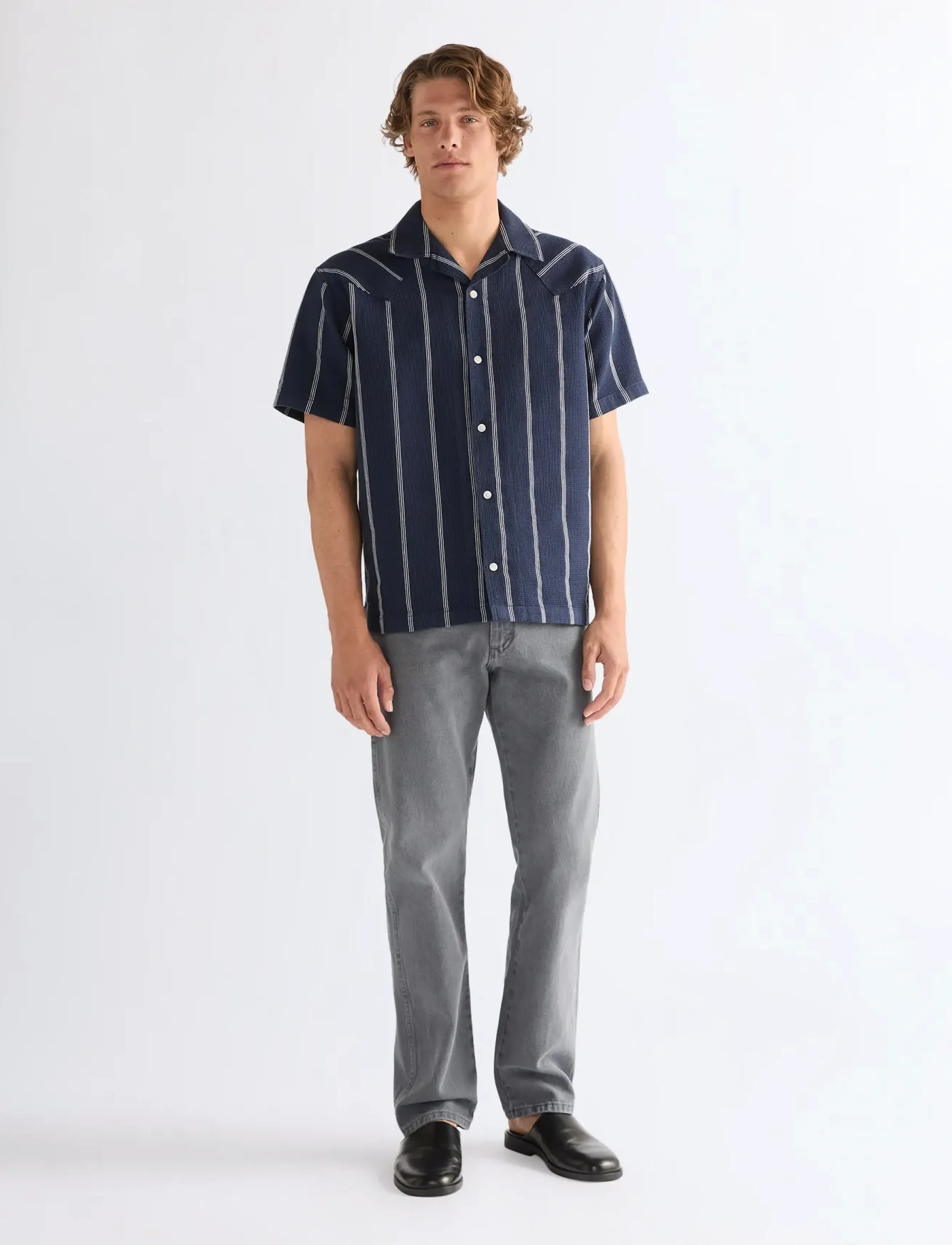 Wrangler - SS W RESORT SHIRT - casual hemden - navy white - 4