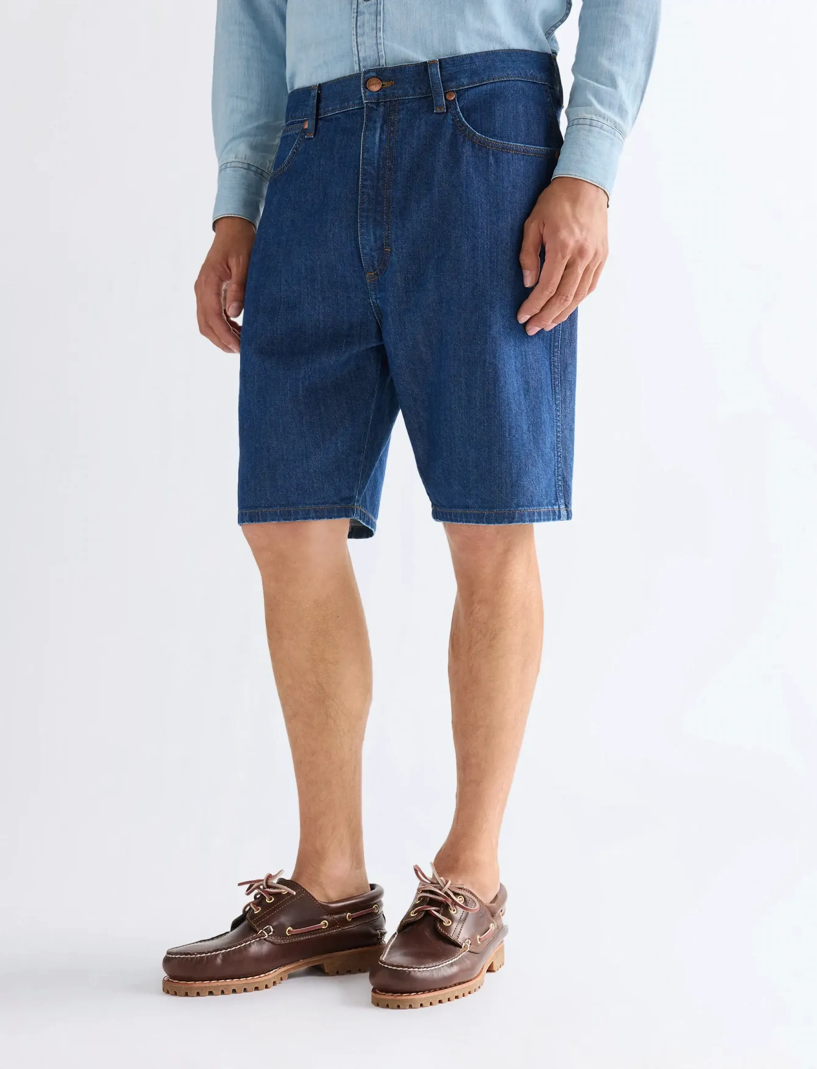 Wrangler COWBOY SHORTS - Looks for less - DARK STONE / blue