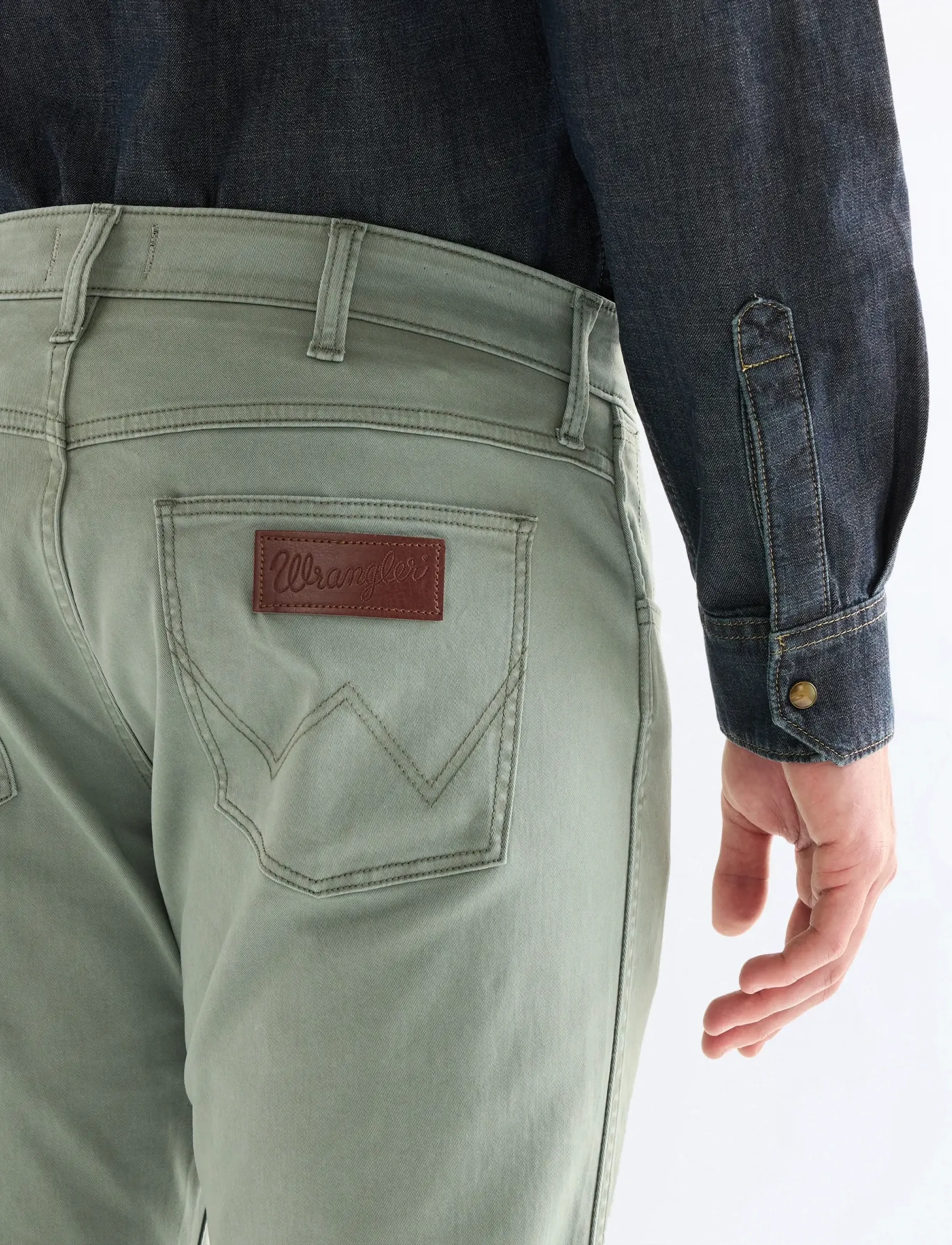 Wrangler - GREENSBORO - broeken & jeans - agave green - 5