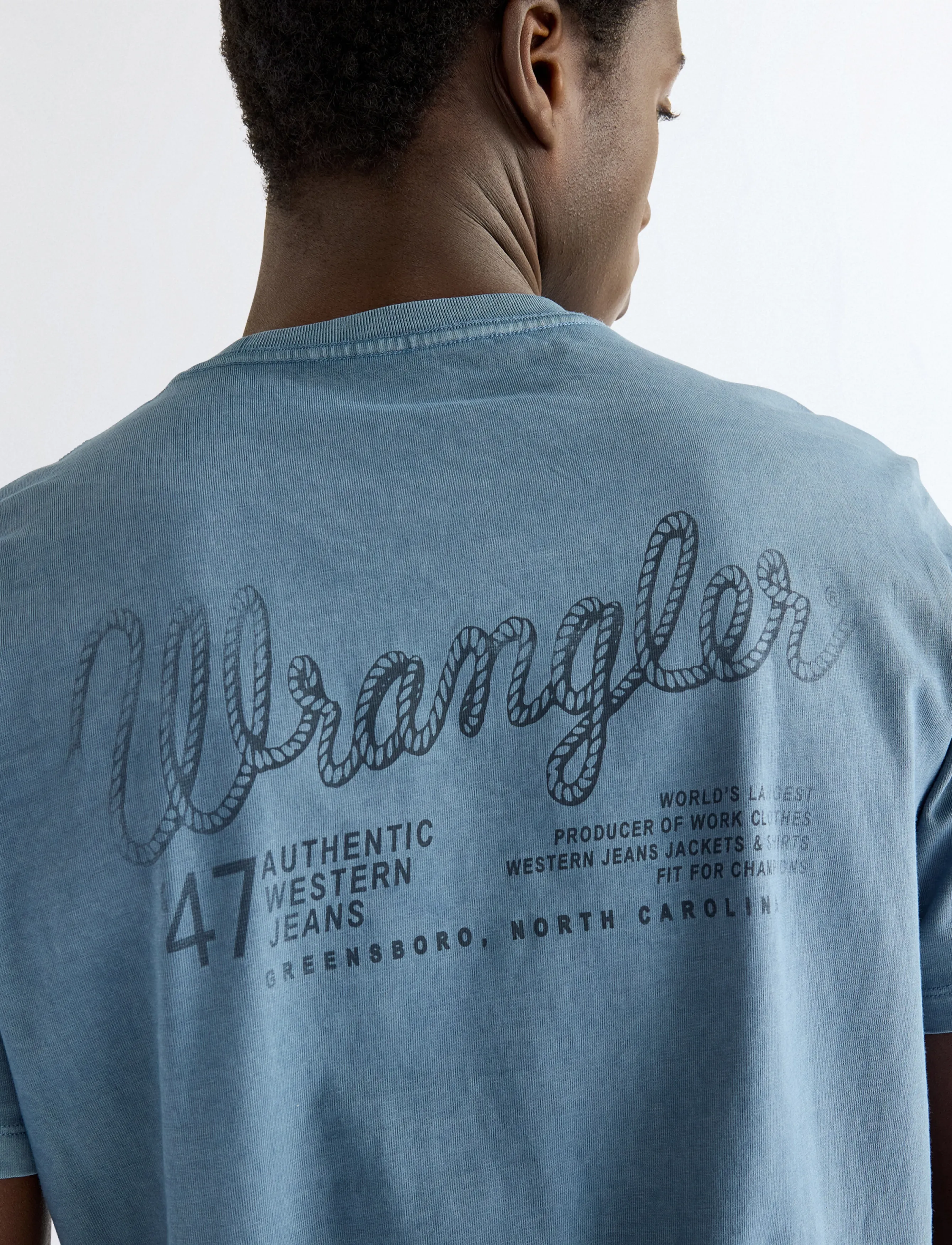 Wrangler - GRAPHIC TEE - kurzärmelige t-shirts - bering sea - 5