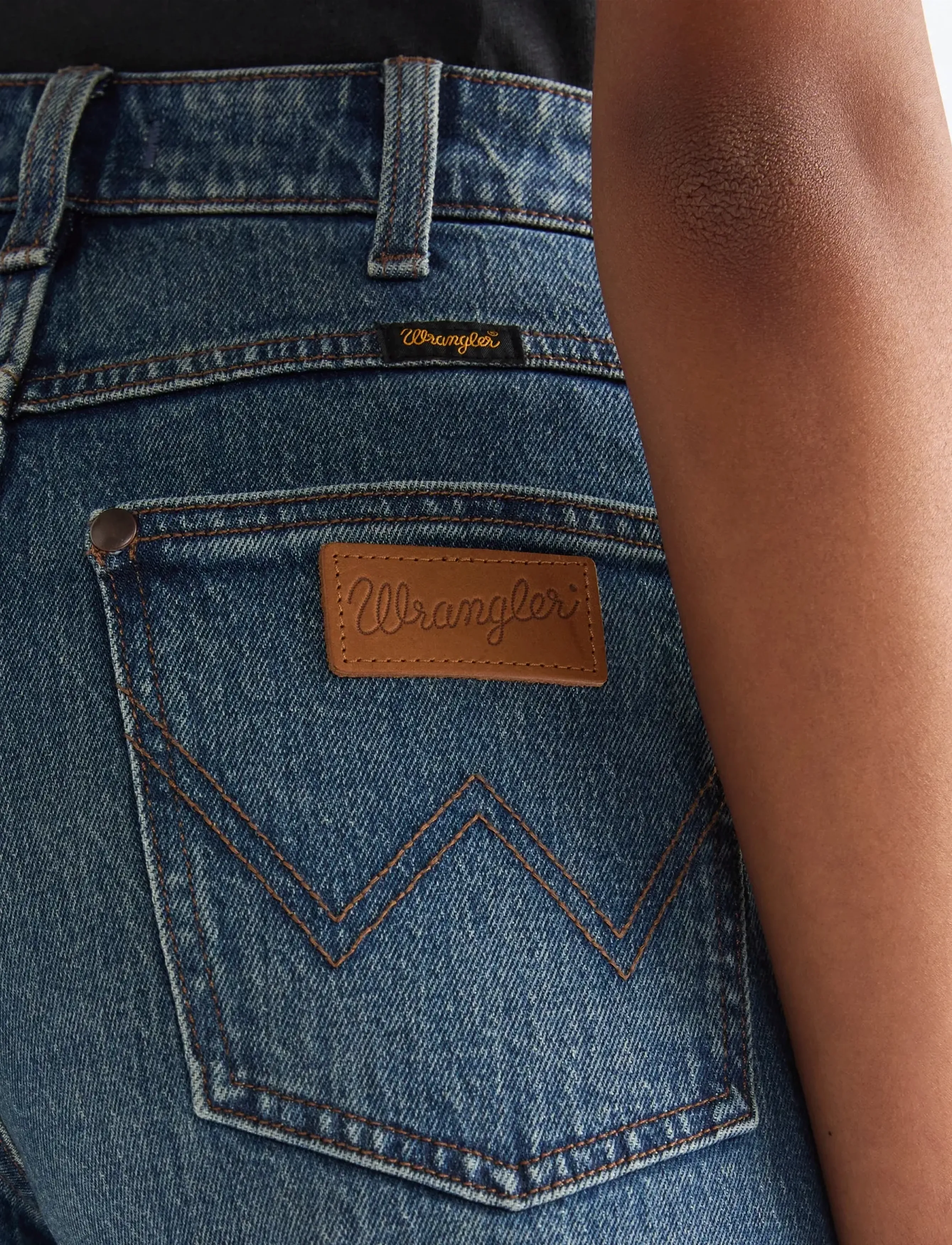 Wrangler - COWBOY SHORT 5 INCH - naised - summer haze - 5