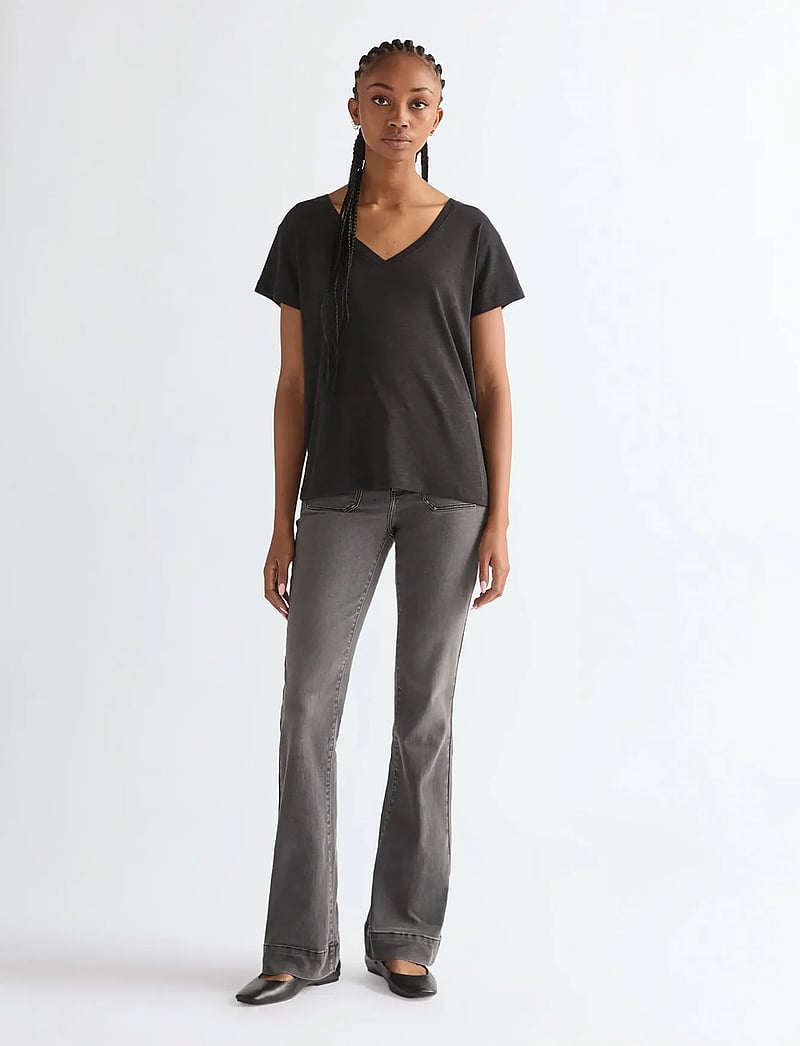 Wrangler - FLARE - flared jeans - frosted fronts - 4