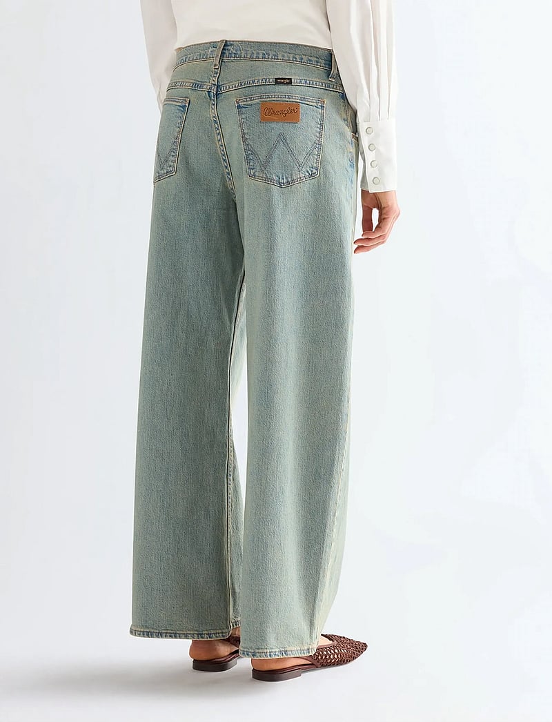 Wrangler - LR ULTRA BARREL - barrel jeans - headed west - 2