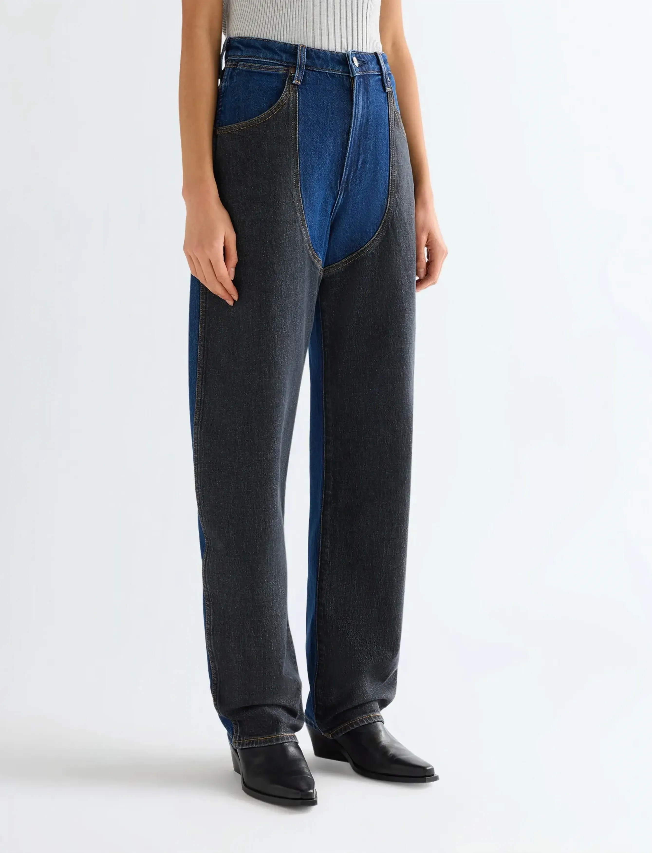 Wrangler Patched Chap Jeans, 24 x 32, Blau - Wide, Frauen