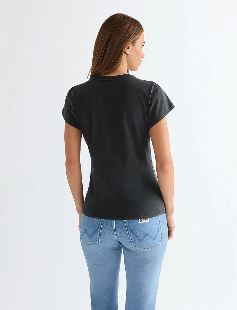 Wrangler - SHRUNKEN BAND TEE - t-shirts - faded black - 3