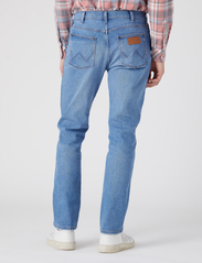 Wrangler - LARSTON - slim jeans - cool twist - 3