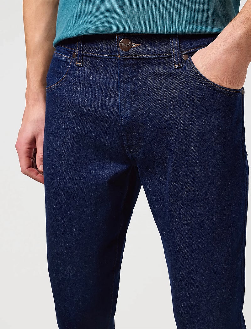 Wrangler - LARSTON - kitsad teksad - day drifter - 5