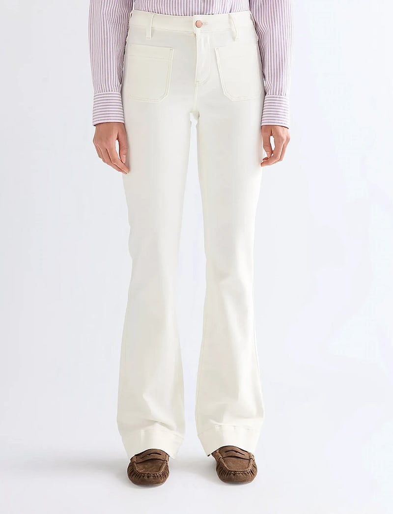 Wrangler - FLARE - flared jeans - worn white - 0