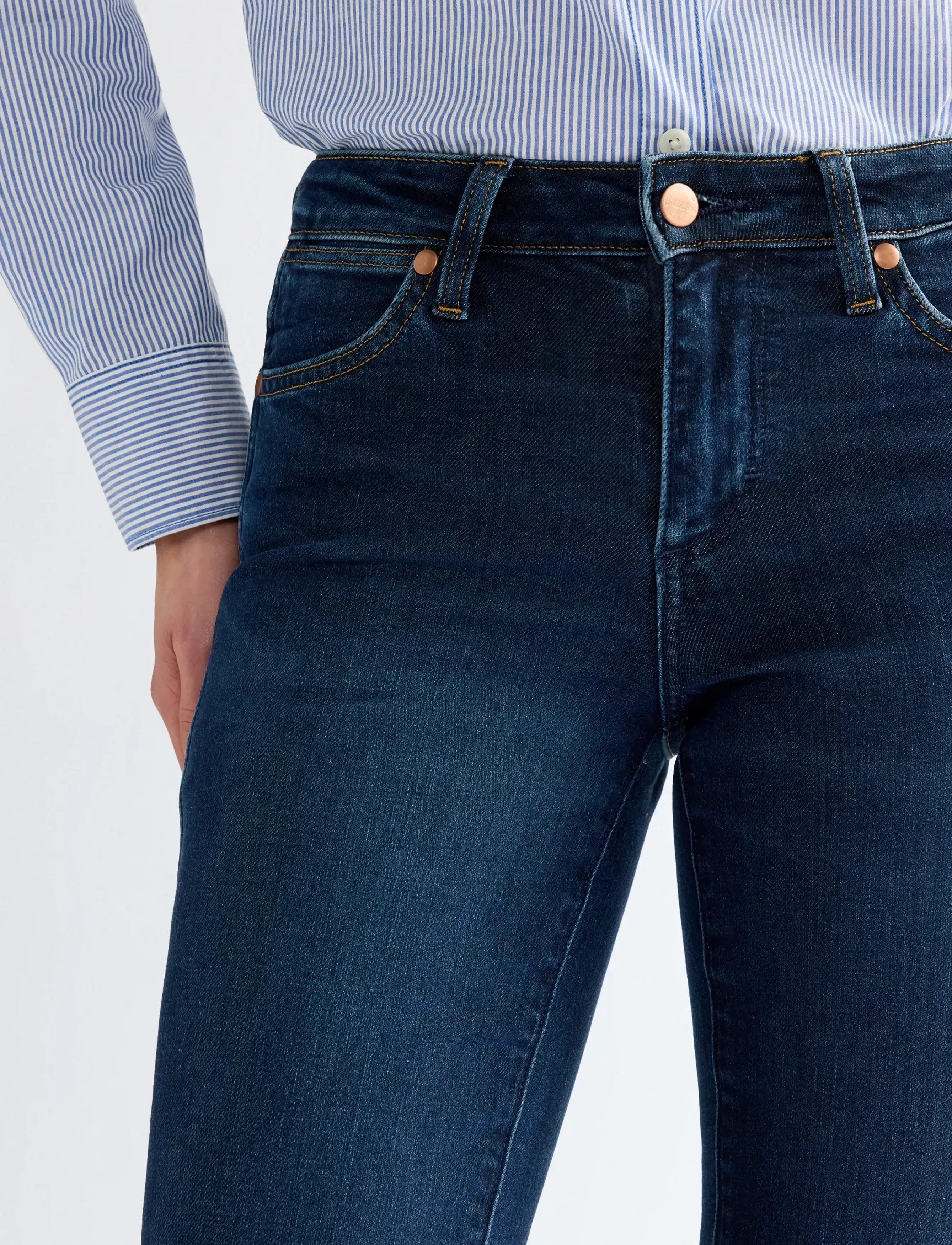 Wrangler - MONTANA - utsvängda jeans - posh parade - 5