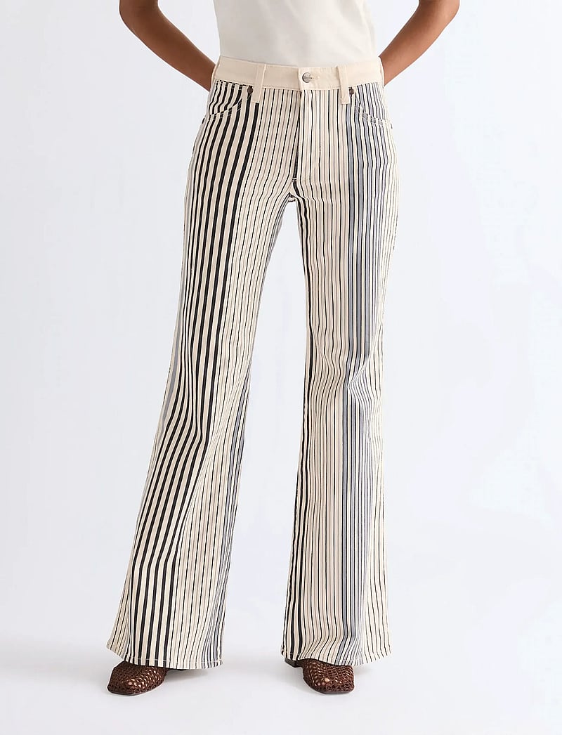 Wrangler - 70S FLARE - flared jeans - multi blue stripe - 0