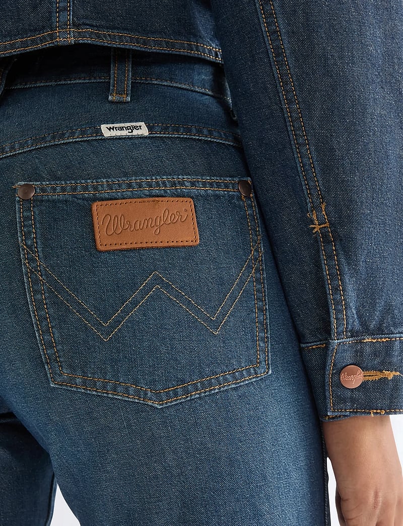 Wrangler - 70S FLARE - utsvängda jeans - western nightfall - 5