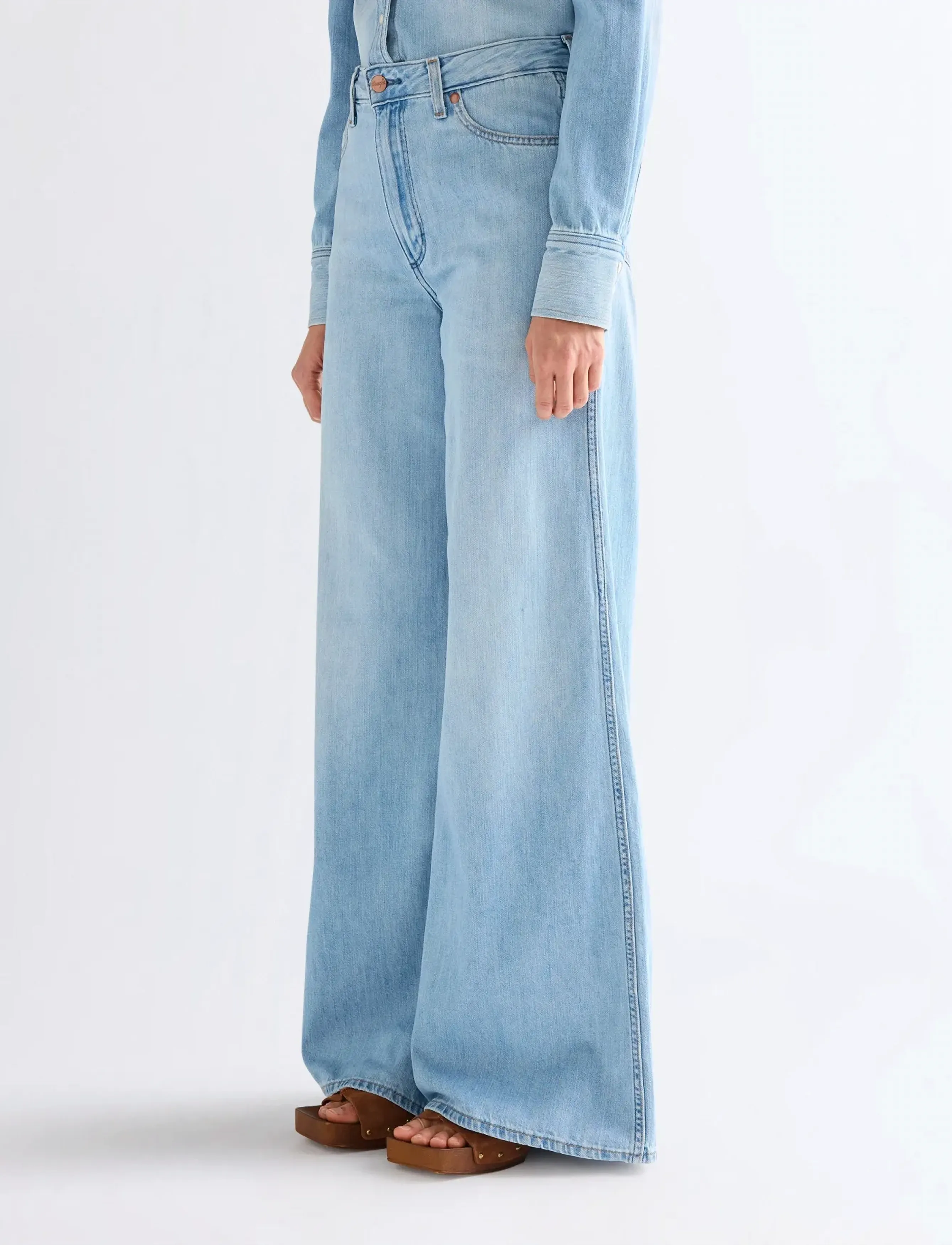 Wrangler CANYON - Brede jeans - TROPHY TWILIGHT / blue