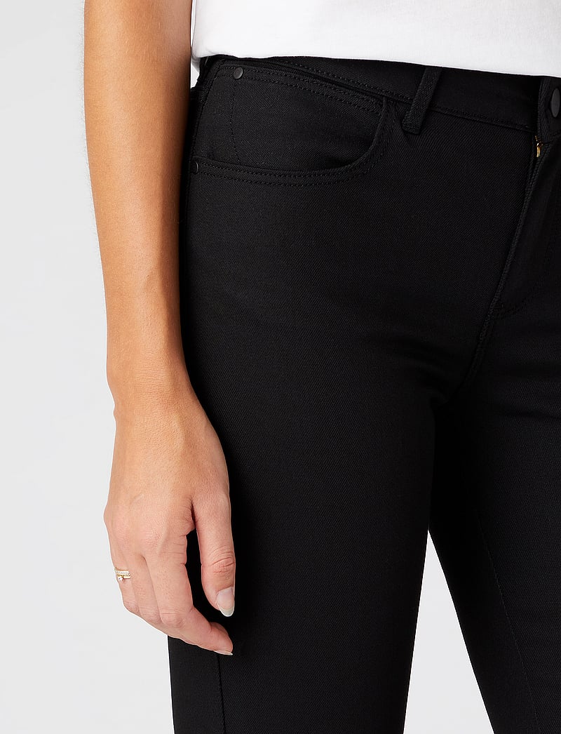 Wrangler - SKINNY - pillifarkut - future black - 5