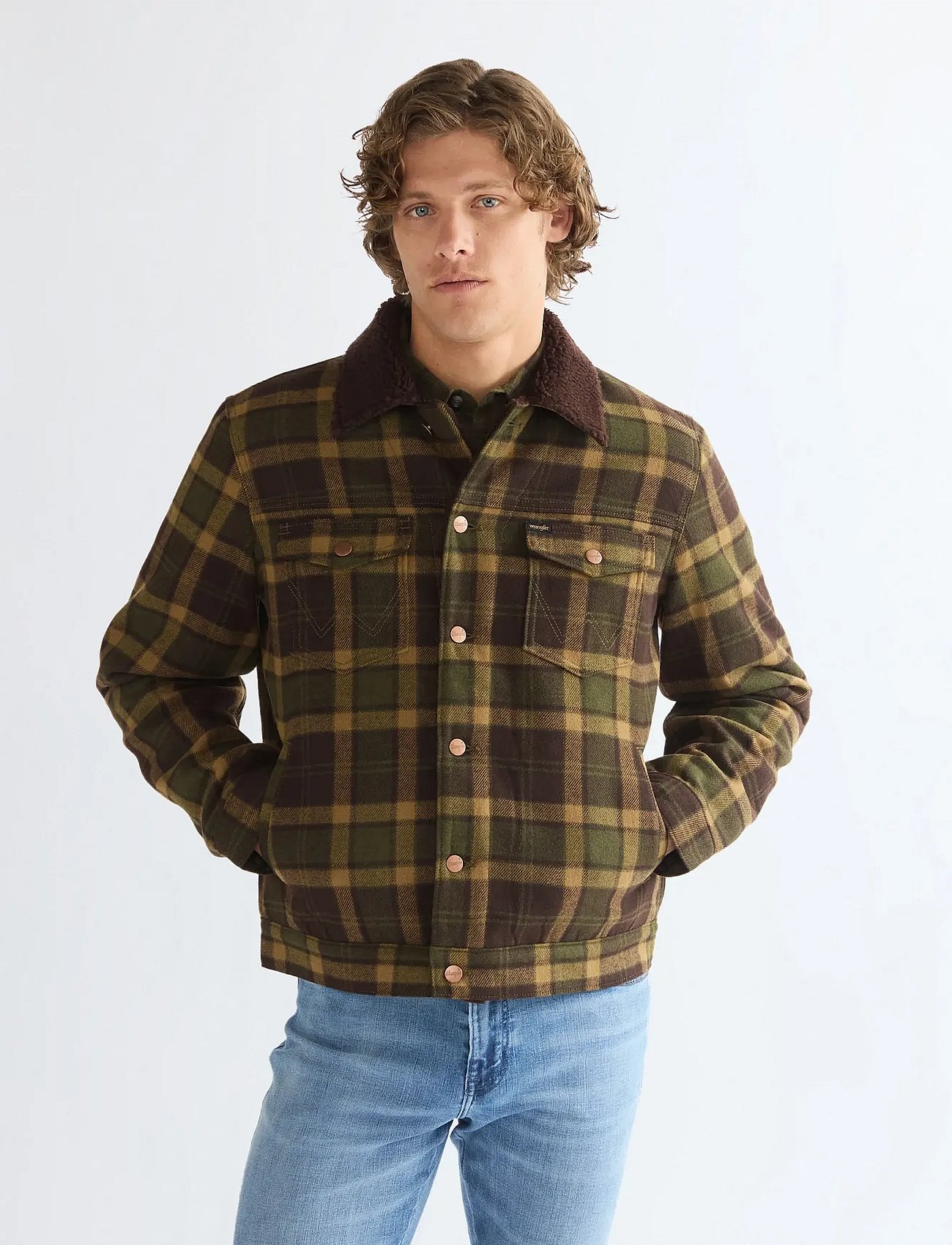 WOOL TRUCKER