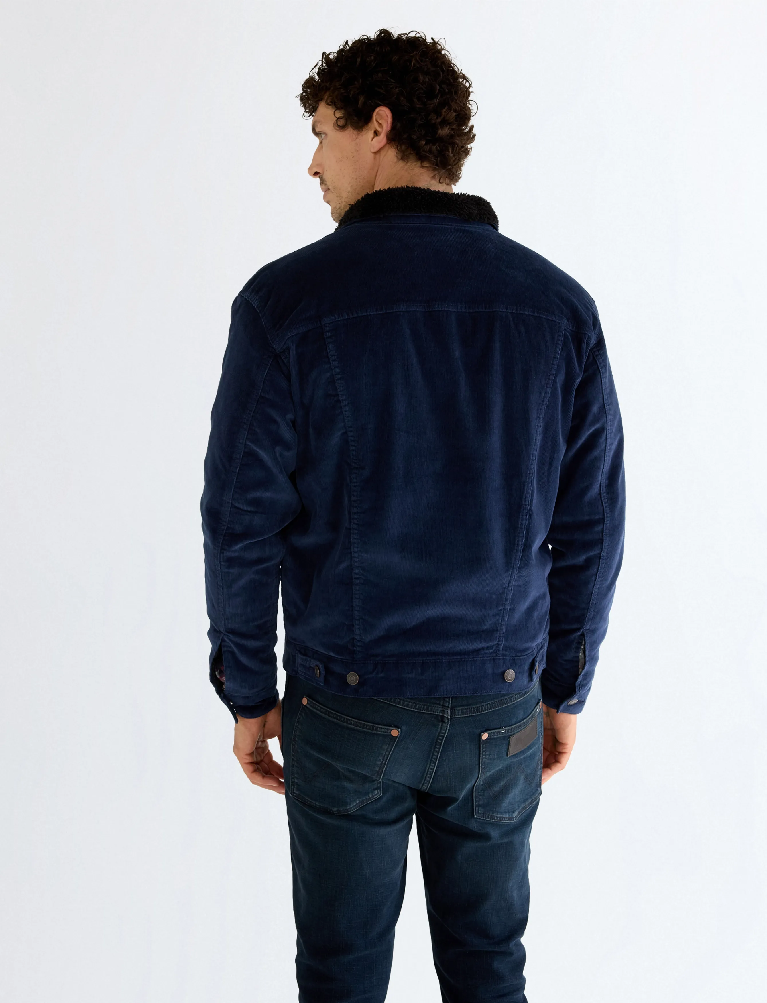 Wrangler - SHERPA CORDUROY JACKET - winterjacken - black iris - 4