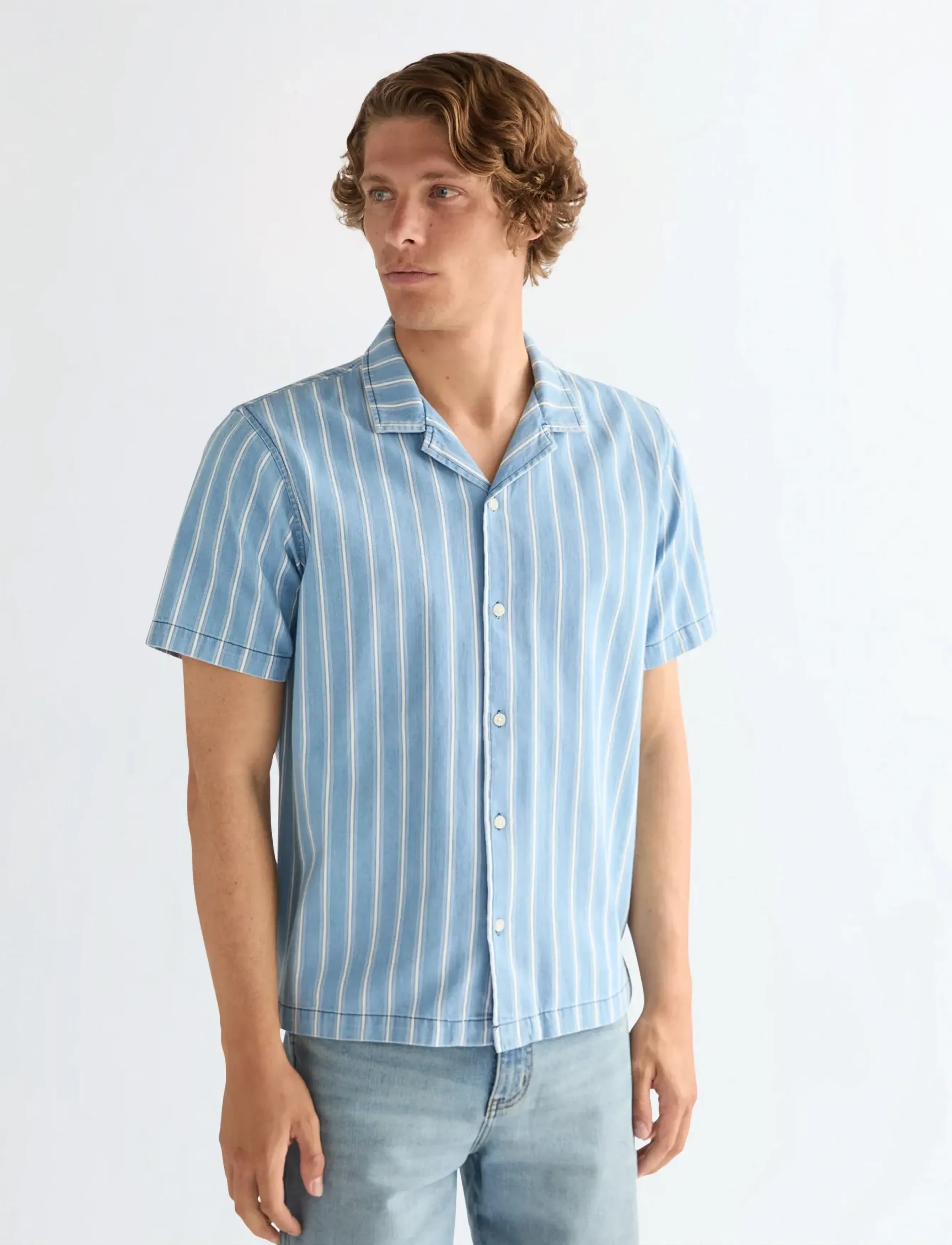 Wrangler SS RESORT SHIRT - Neuheiten - BLEACH DENIM / blue