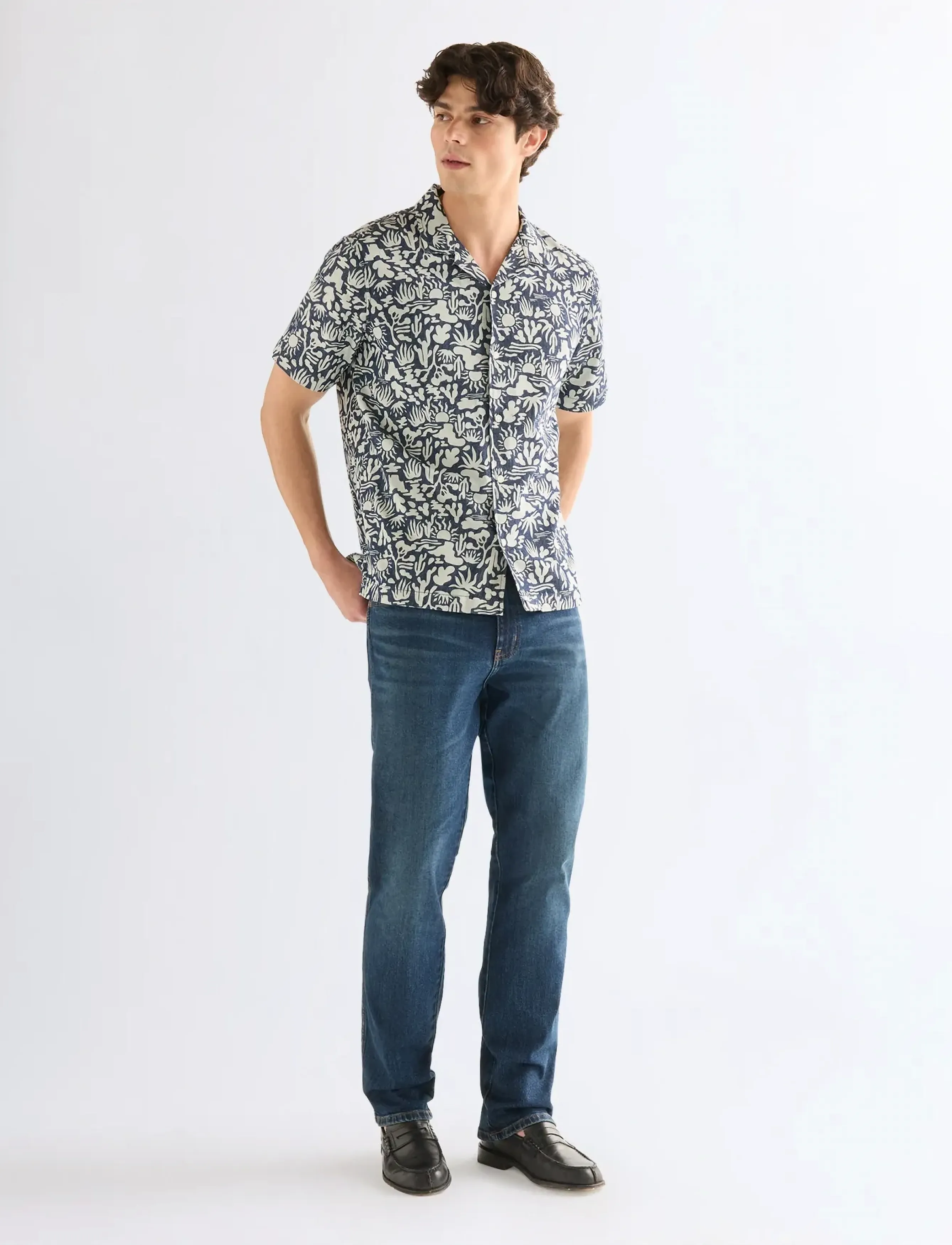 Wrangler - SS RESORT SHIRT - avslappede skjorter - denim print - 4
