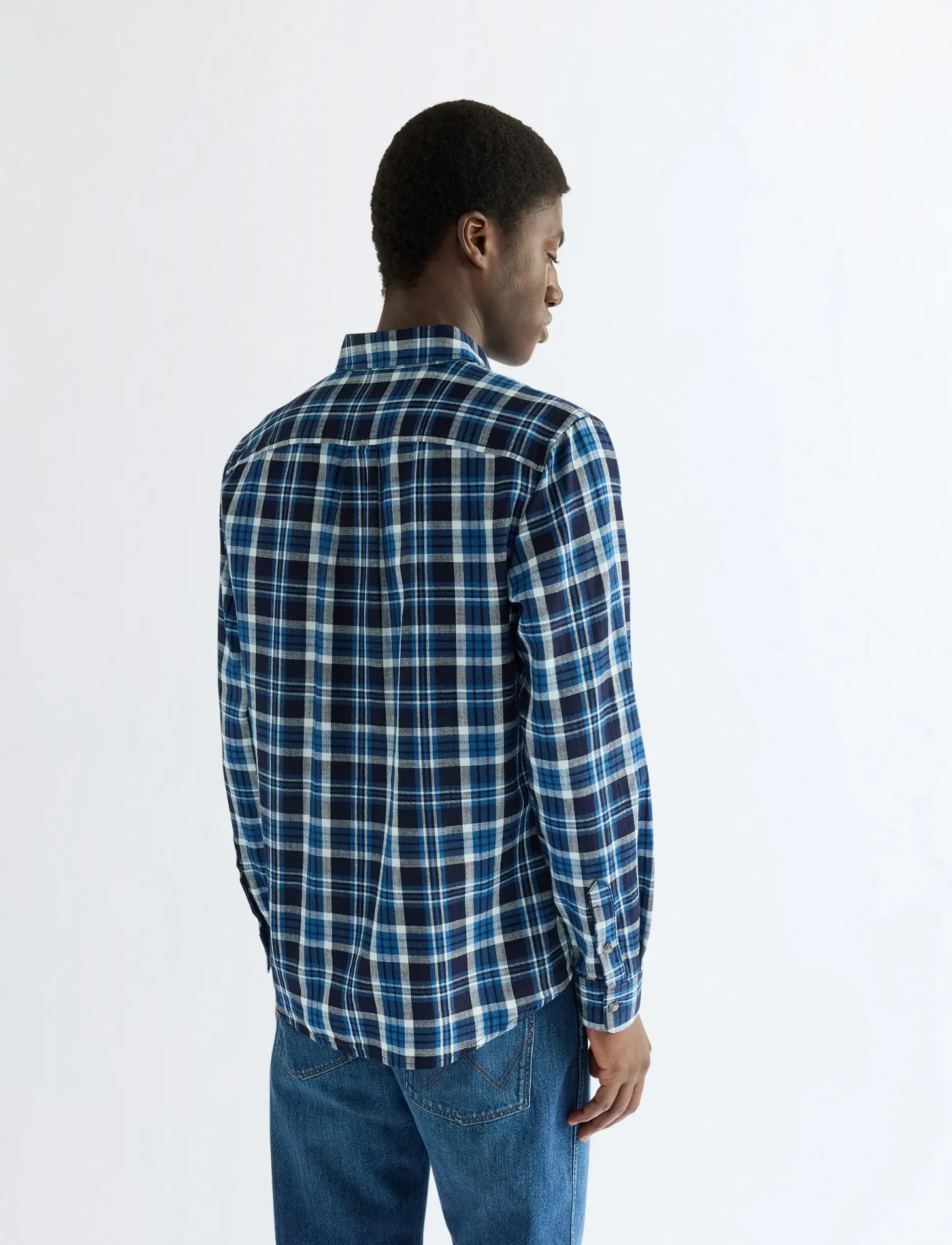 Wrangler - 1 PKT SHIRT - vabaajasärgid - light indigo - 4