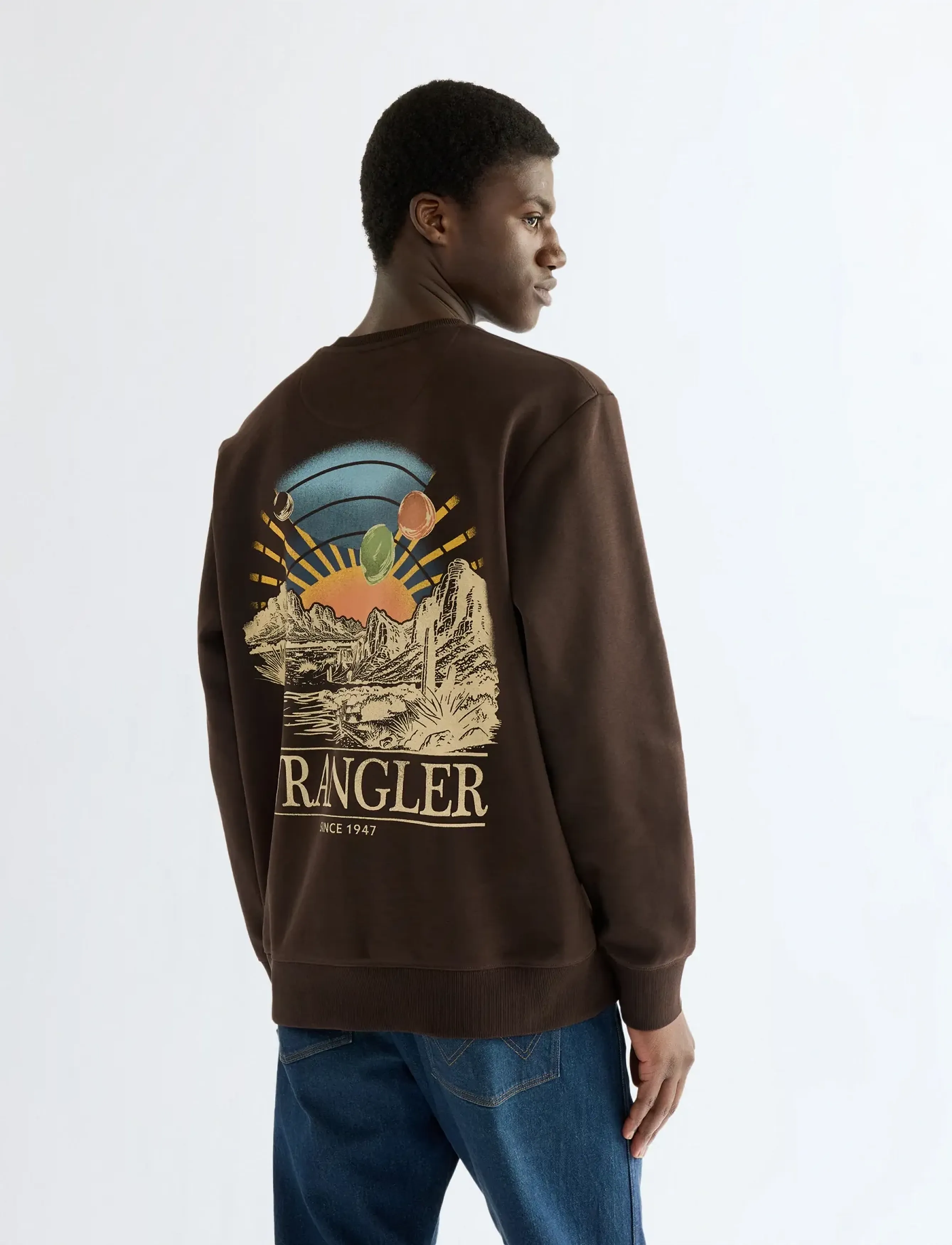 Wrangler - GRAPHIC CREW - sügisene kokkuhoid - chocolate torte - 3