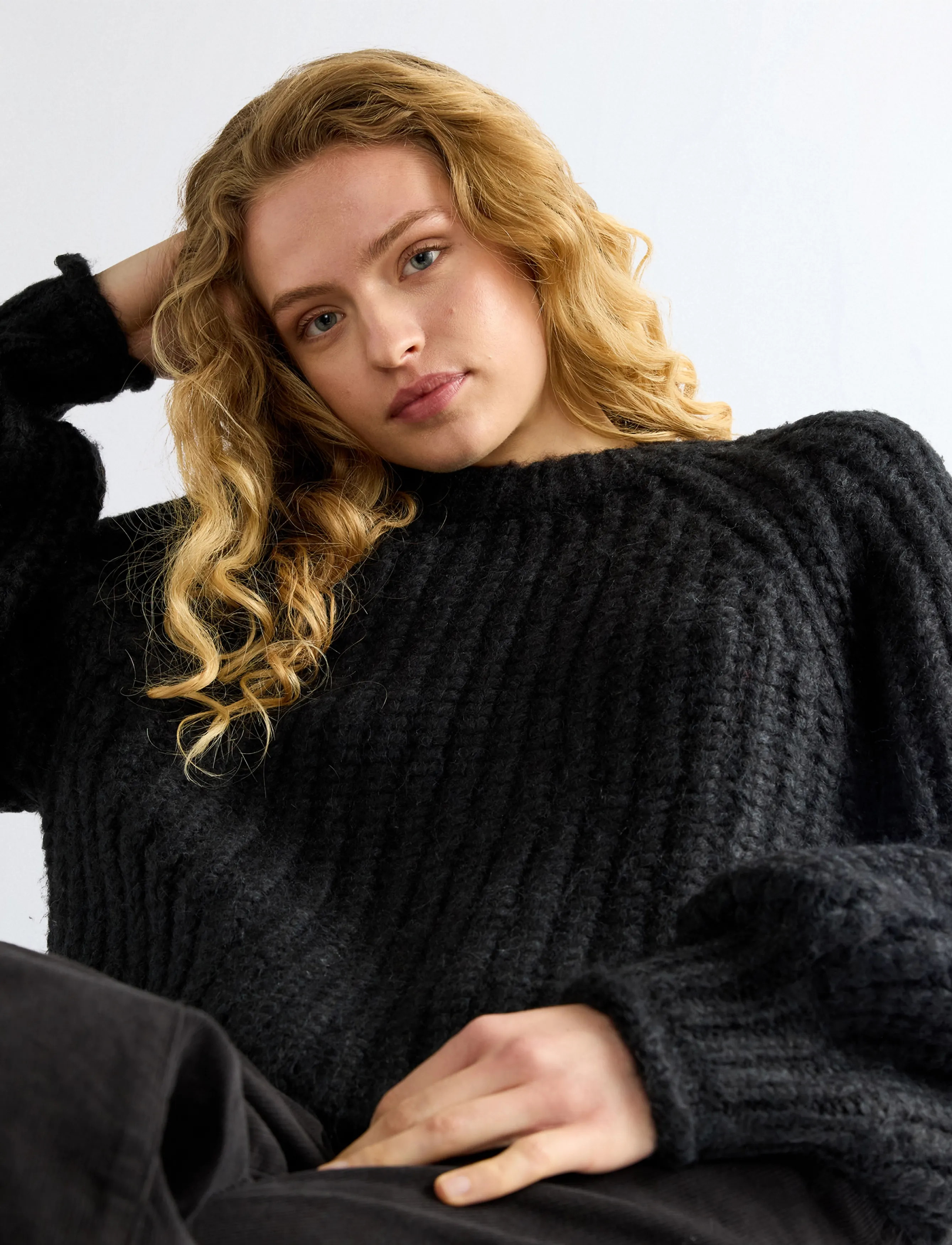 Wrangler - BALLOON SLEEVE SWEATER - sügisesed riided - black - 5