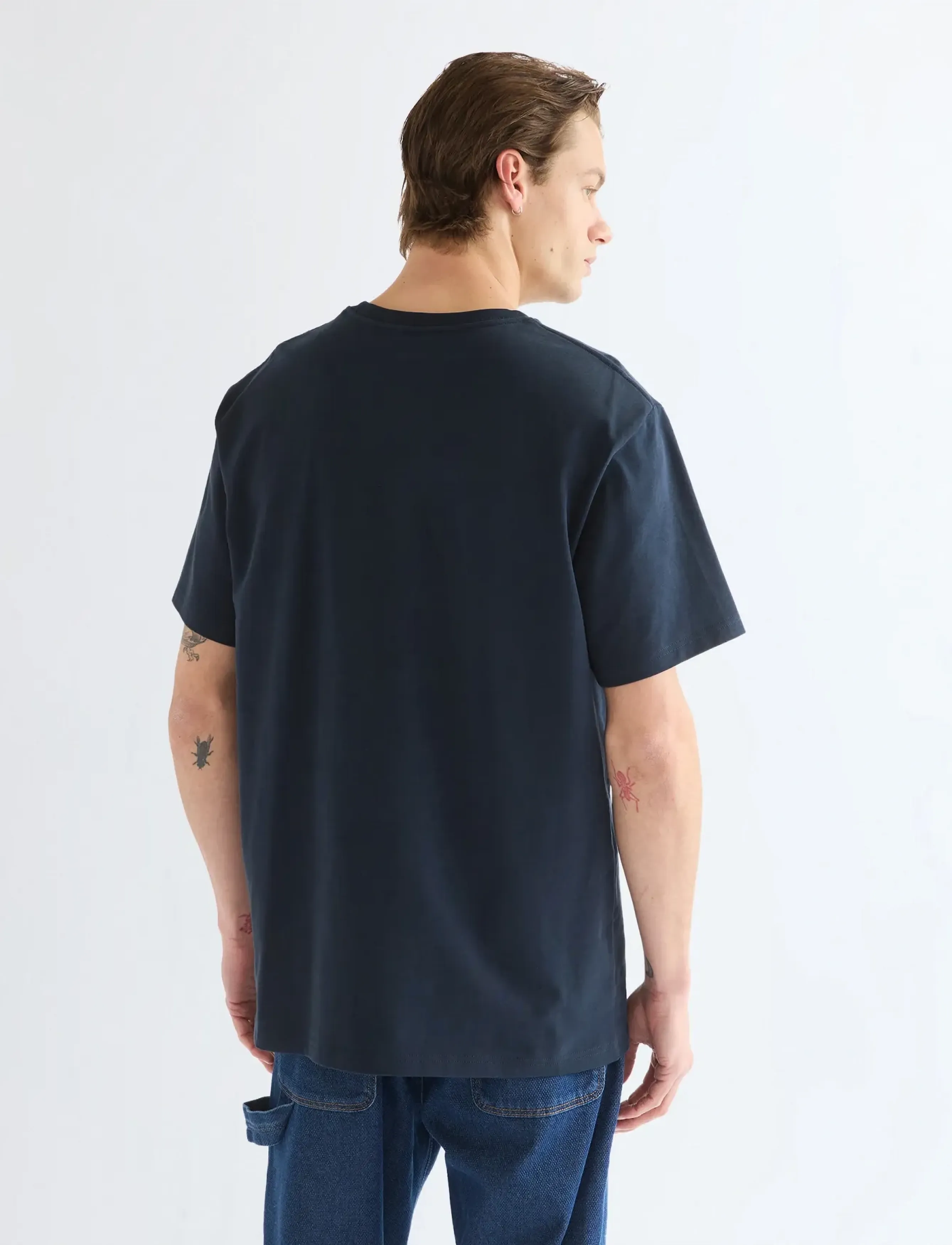 Wrangler - POCKET TEE - kortærmede t-shirts - dark sapphire - 4