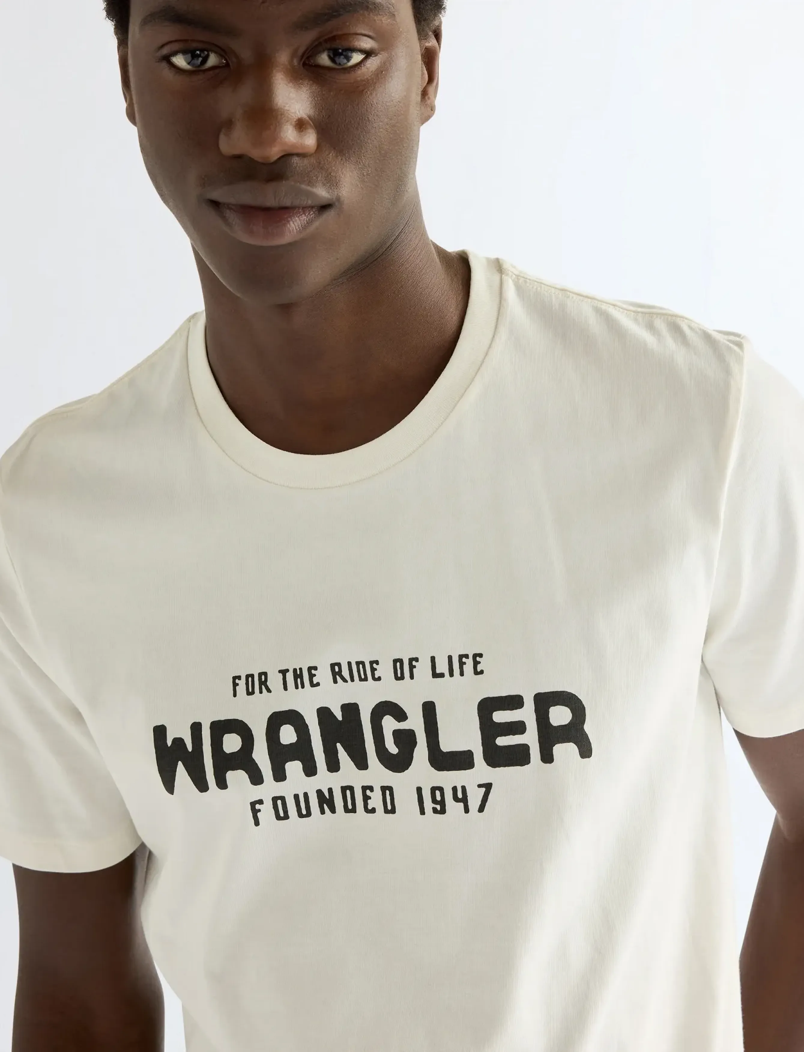 Wrangler - GRAPHIC TEE - sügisesed riided - worn white - 5