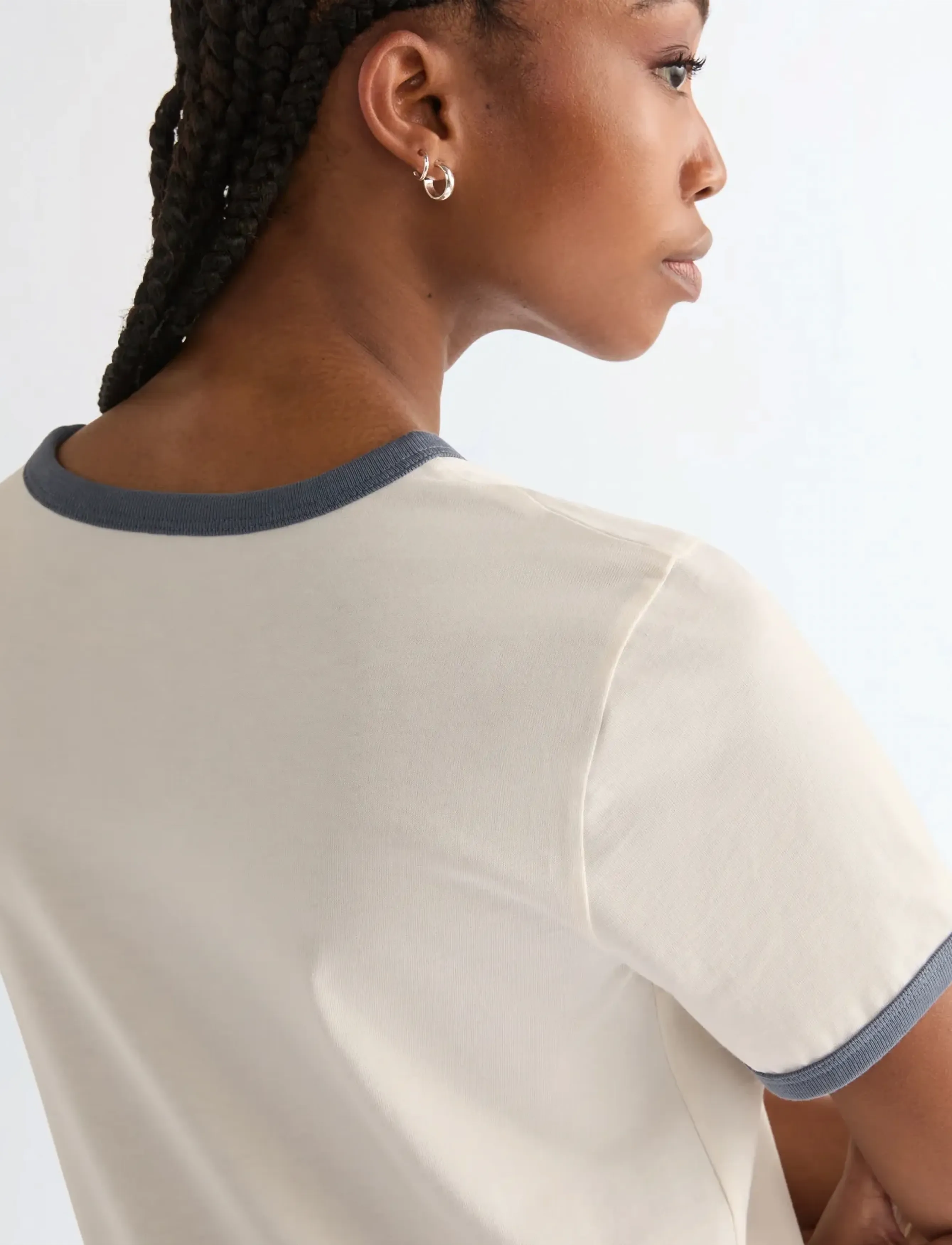 Wrangler - RINGER TEE - lägsta priserna - worn white - 4