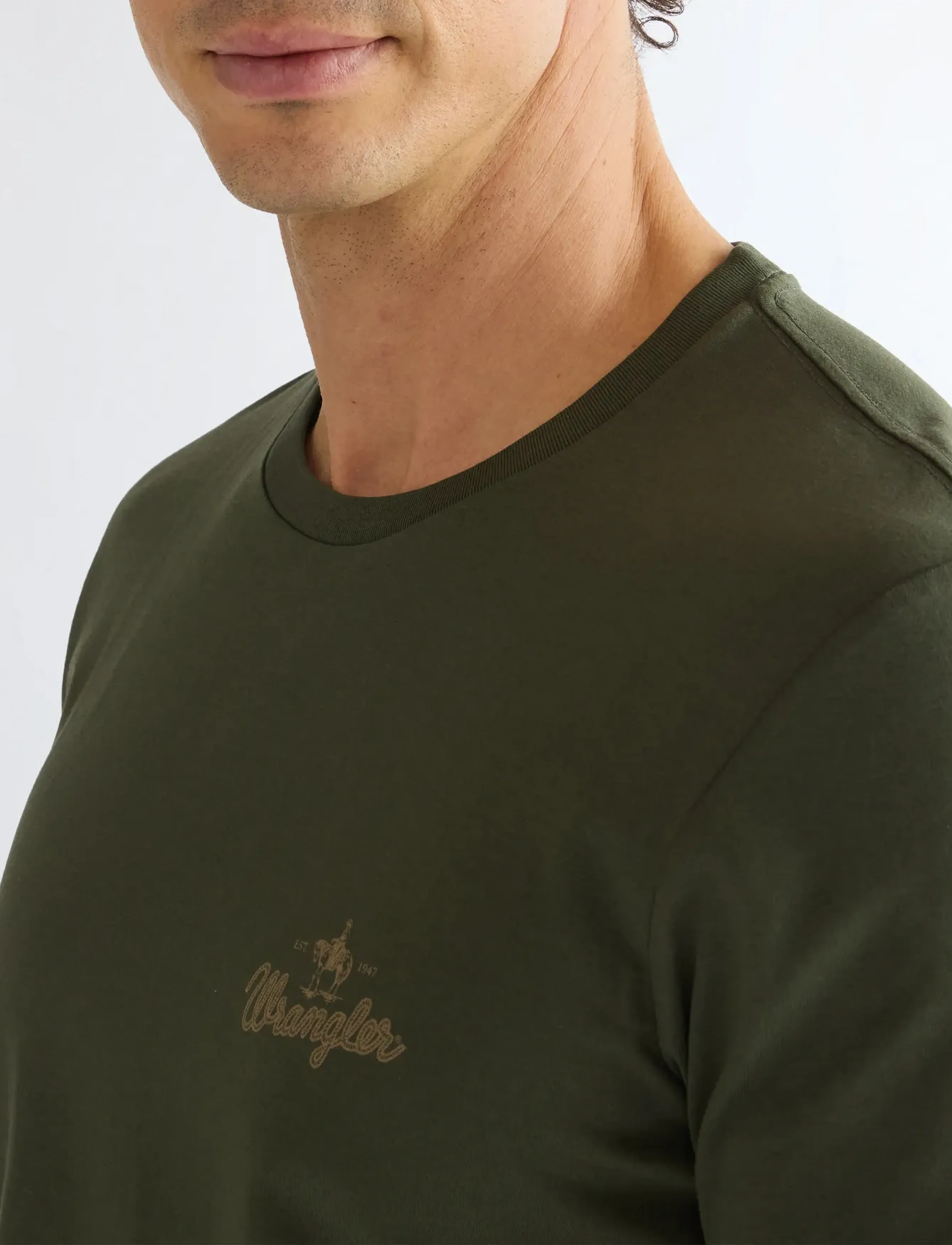 Wrangler - SMALL GRAPHIC TEE - efterårstøj - deep depths - 5