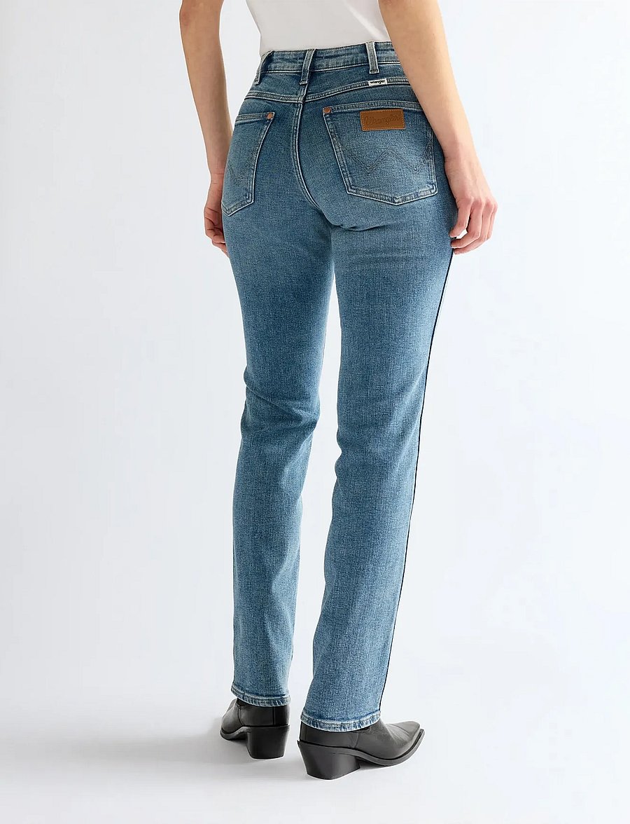 Wrangler - STRAIGHT - raka jeans - sonora falls - 4
