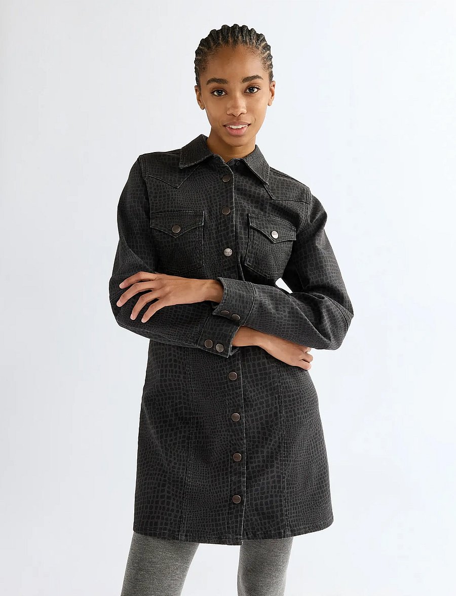 Wrangler - BARREL SLEEVE DRESS - hemdkleider - croc print - 0