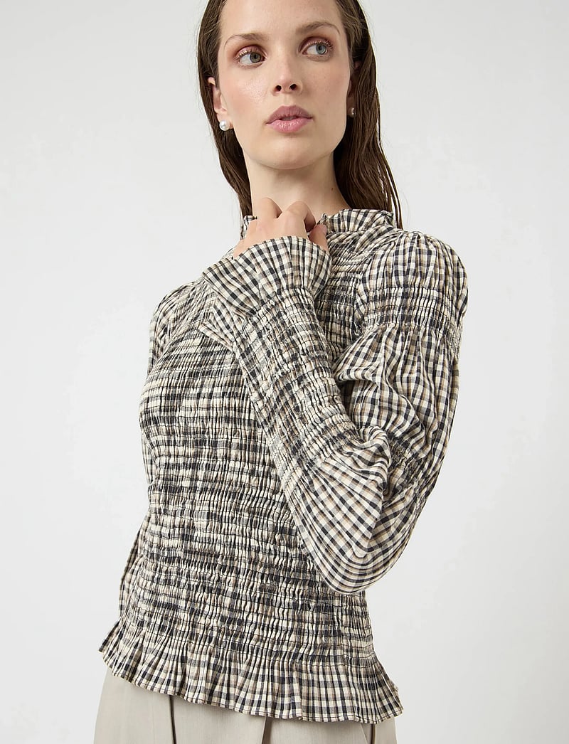 YAS YASCHEMMA SMOCK - Blouse - black/zwart YAS YASCHEMMA SMOCK - Blouse - black/zwart