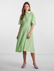 YAS - YASSTELLI 2/4 MIDI SHIRT DRESS S. - shirt dresses - summer green - 1