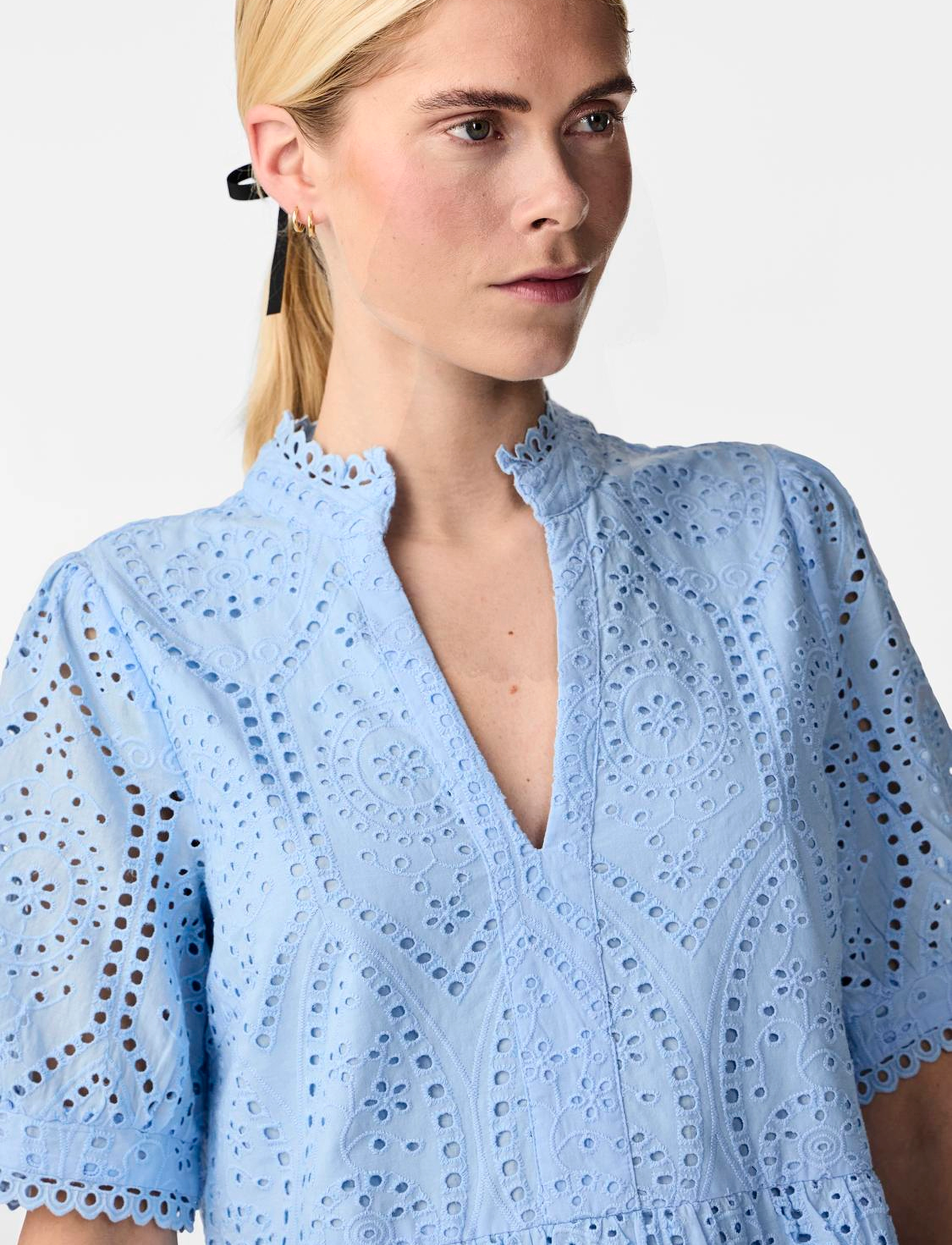 YAS - YASHOLI SS DRESS S. NOOS - konfirmationstøj - clear sky - 4