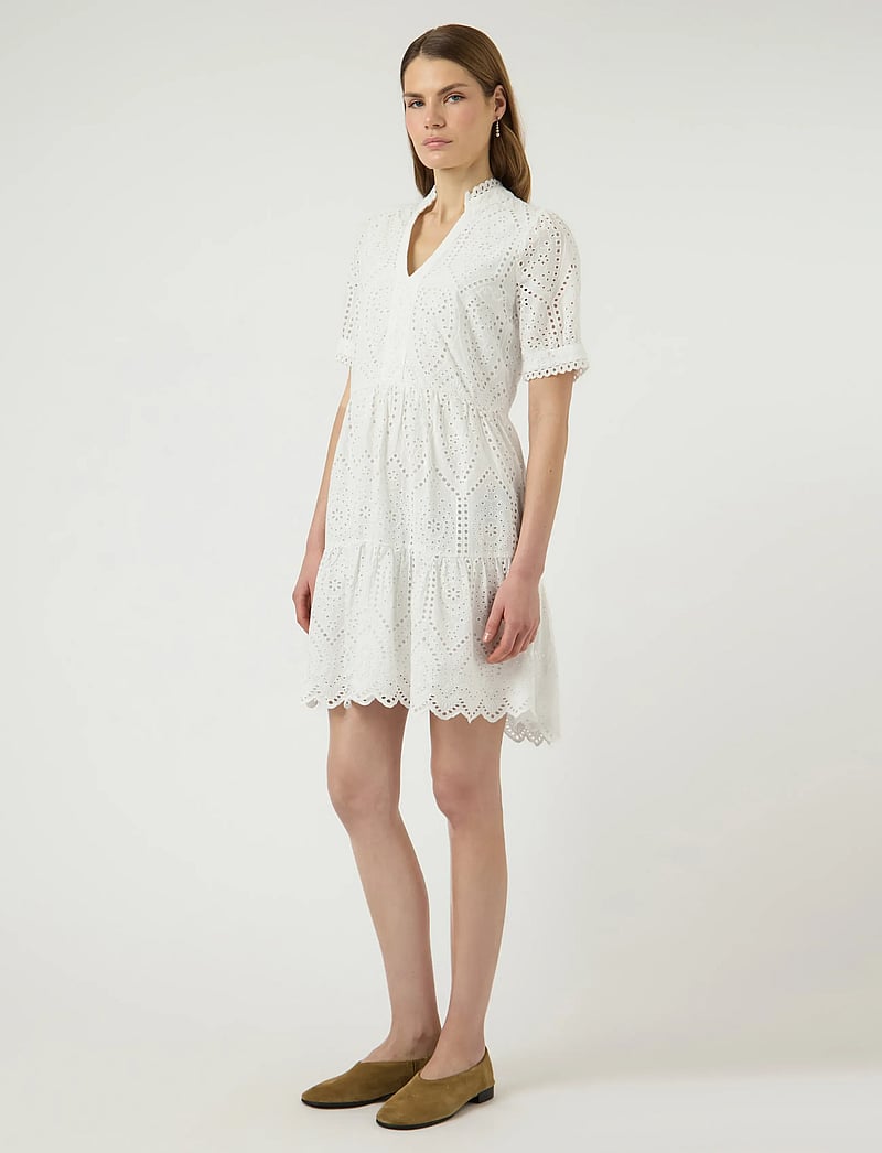YAS - YASHOLI SS DRESS S. NOOS - sommerkleider - star white - 4