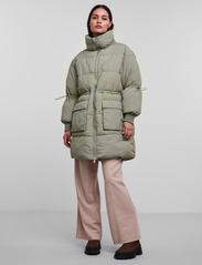 YAS - YASSEALY PADDED COAT - winter jackets - seagrass - 4