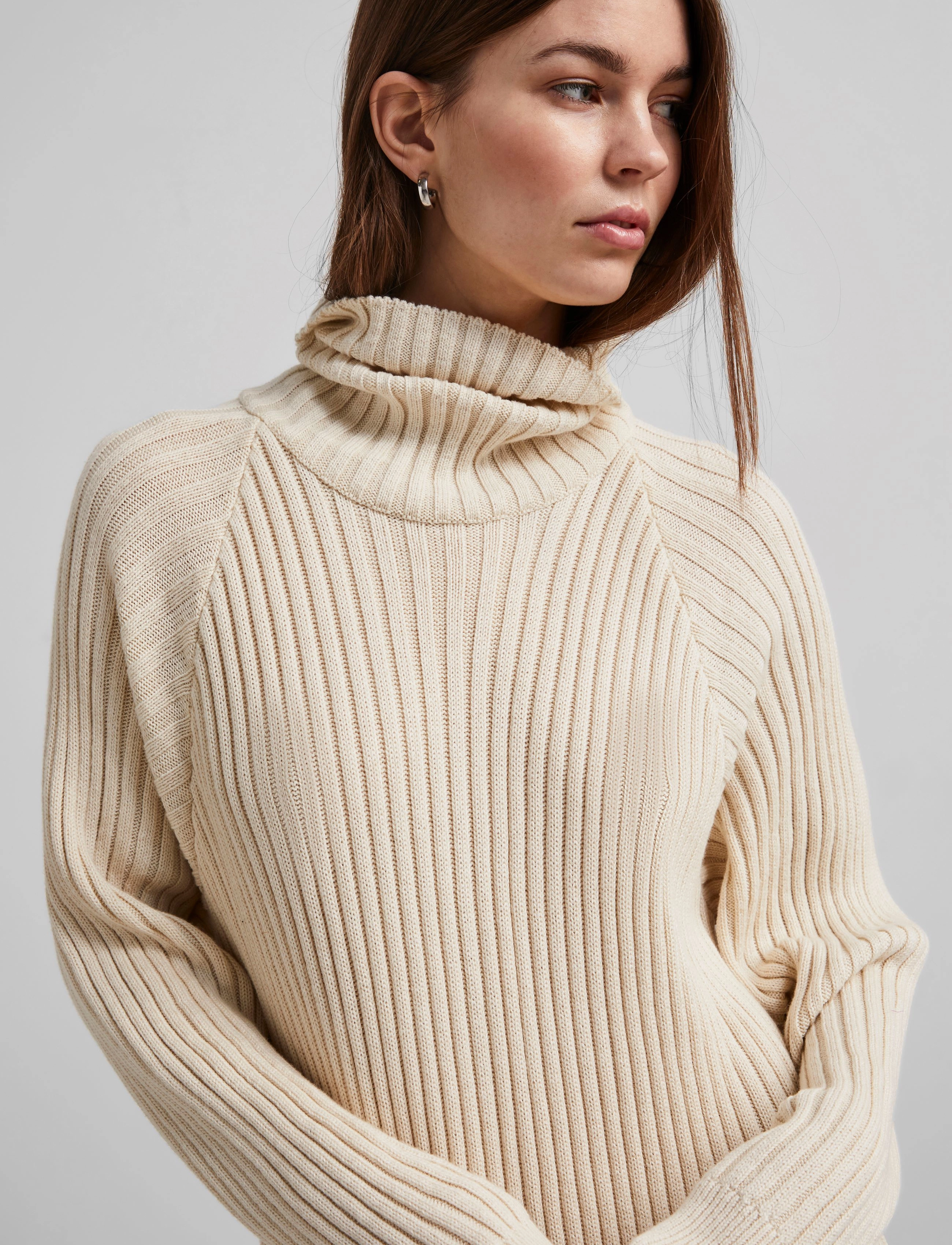 YAS - YASMAVI KNIT MIDI ROLLNECK DRESS S. - stickade klänningar - birch - 4
