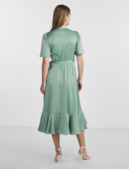 YAS - YASTHEA 2/4 MIDI WRAP DRESS S. NOOS - wrap dresses - malachite green - 2