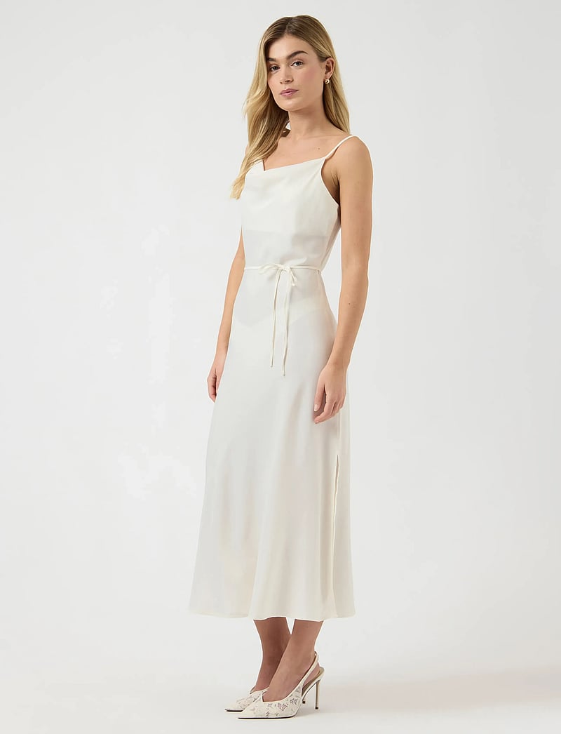 YAS - YASTHEA STRAP LONG DRESS S. NOOS - slip dresses - gardenia - 4