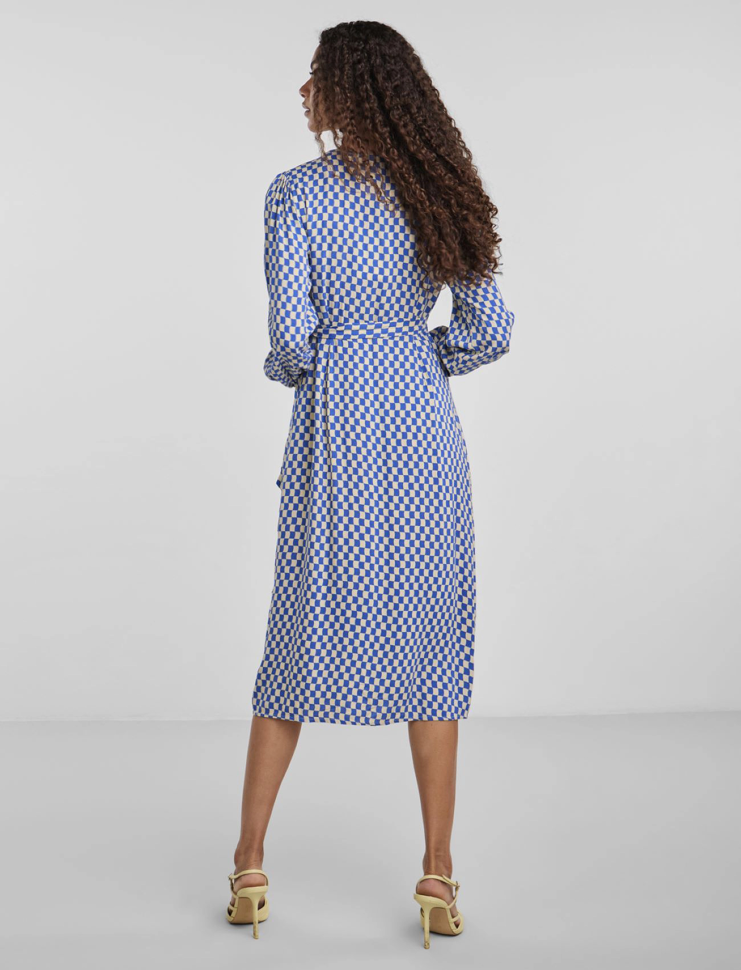 YAS - YASBIANCA LS WRAP MIDI DRESS - PB - slå-om-kjoler - sand dollar - 4