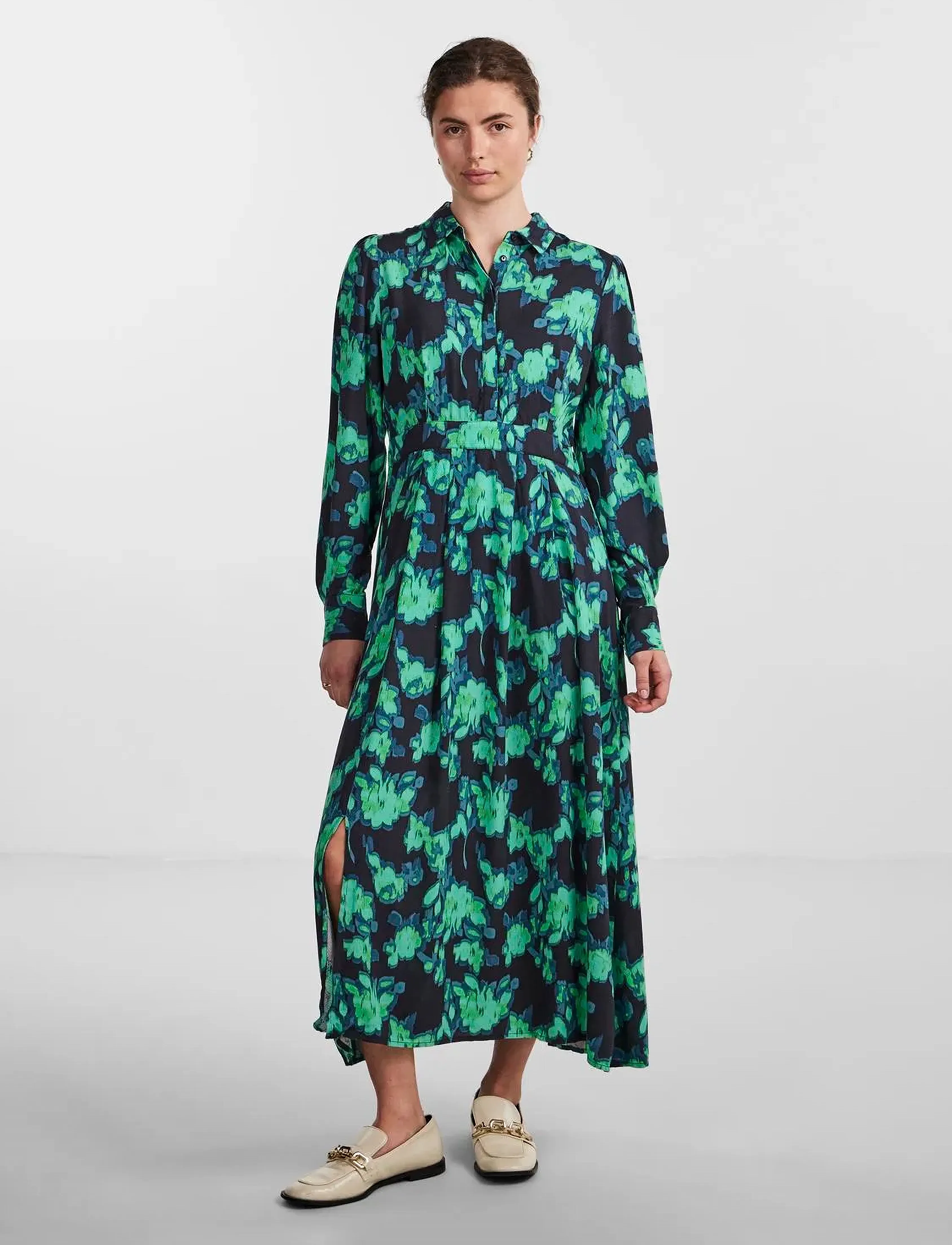 YAS YASFLAIR LS LONG SHIRT DRESS S. - Skjortklänningar - BLACK / green