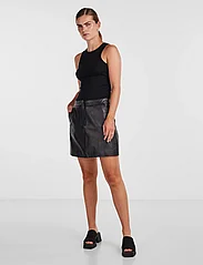 YAS - YASLYMA HMW LEATHER SKIRT NOOS - leather skirts - black - 5