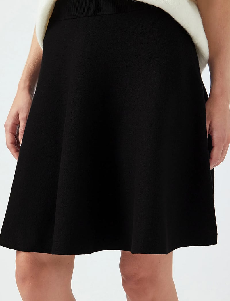 YAS - YASFONNY HW KNIT SKIRT S. NOOS - strikkede nederdele - black - 4
