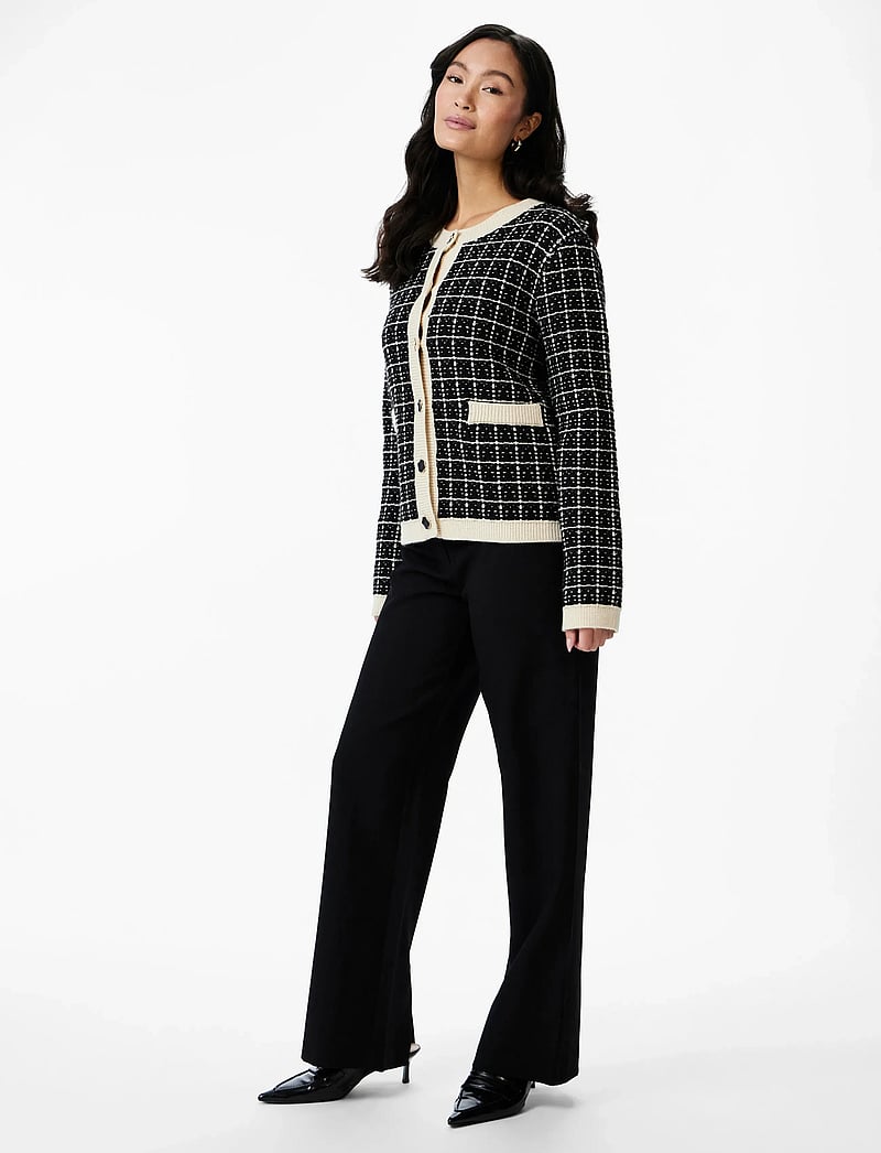 YAS - YASLIVIA LS SHORT KNIT CARDIGAN NOOS - cardigans - black - 4