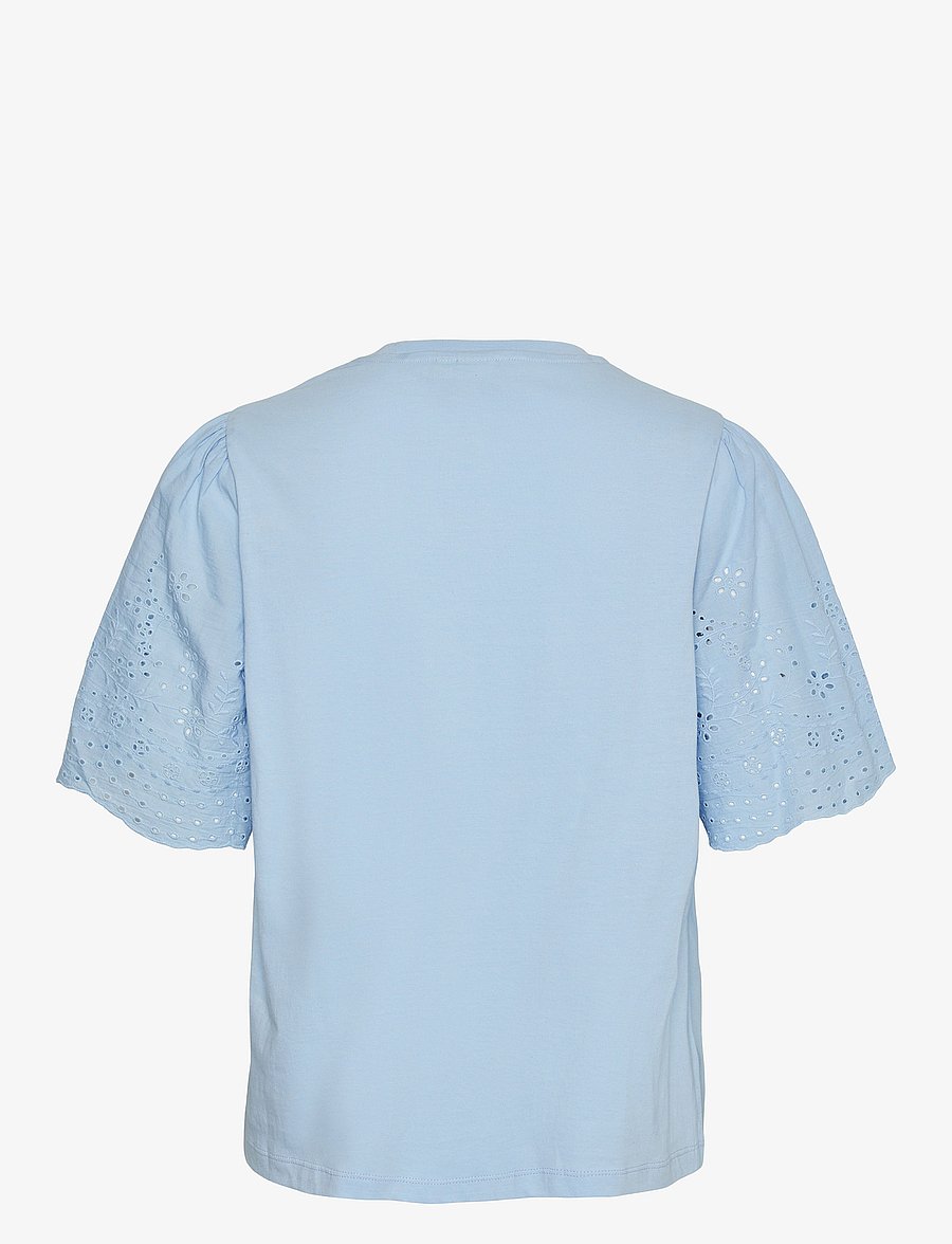 YAS - YASLEX SS TOP W. EMB SLEEVES S. NOOS - stutterma blússur - clear sky - 2