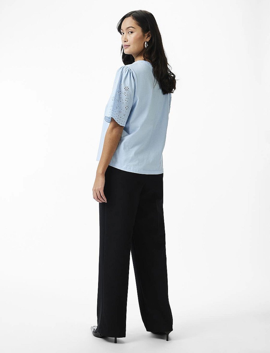 YAS - YASLEX SS TOP W. EMB SLEEVES S. NOOS - stutterma blússur - clear sky - 3