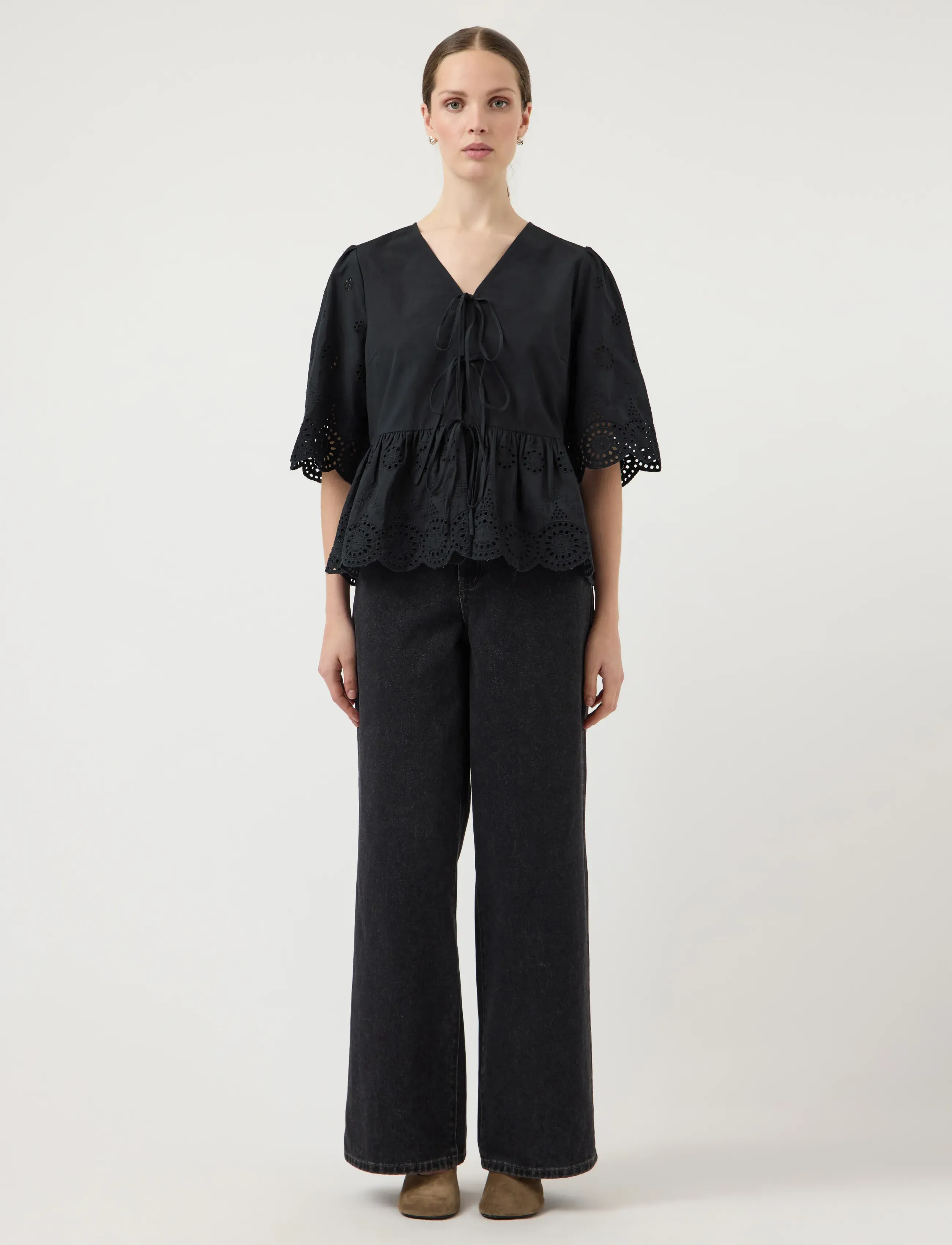 YAS - YASCORNELIA 2/4 TIE TOP S. NOOS - kortærmede skjorter - black - 4